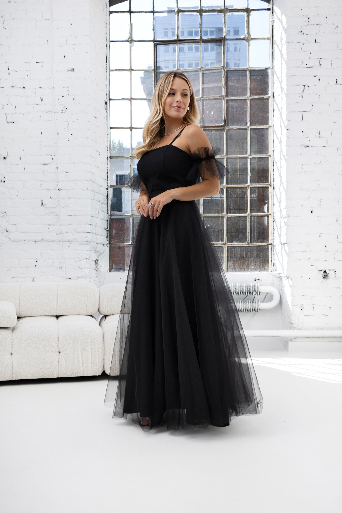 Salón Afrodité originální dámská móda foto 3