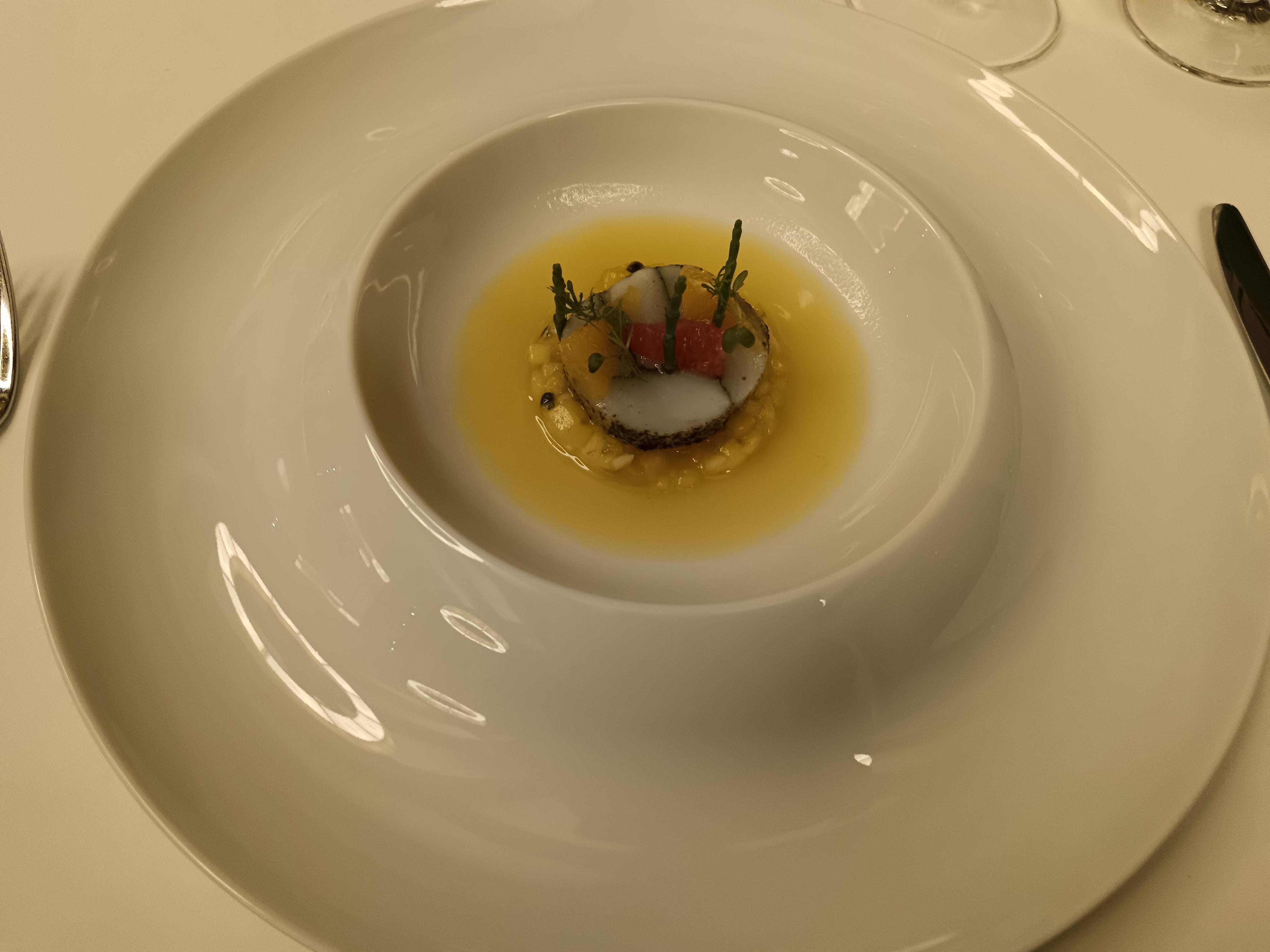 LA VILLA Restaurant