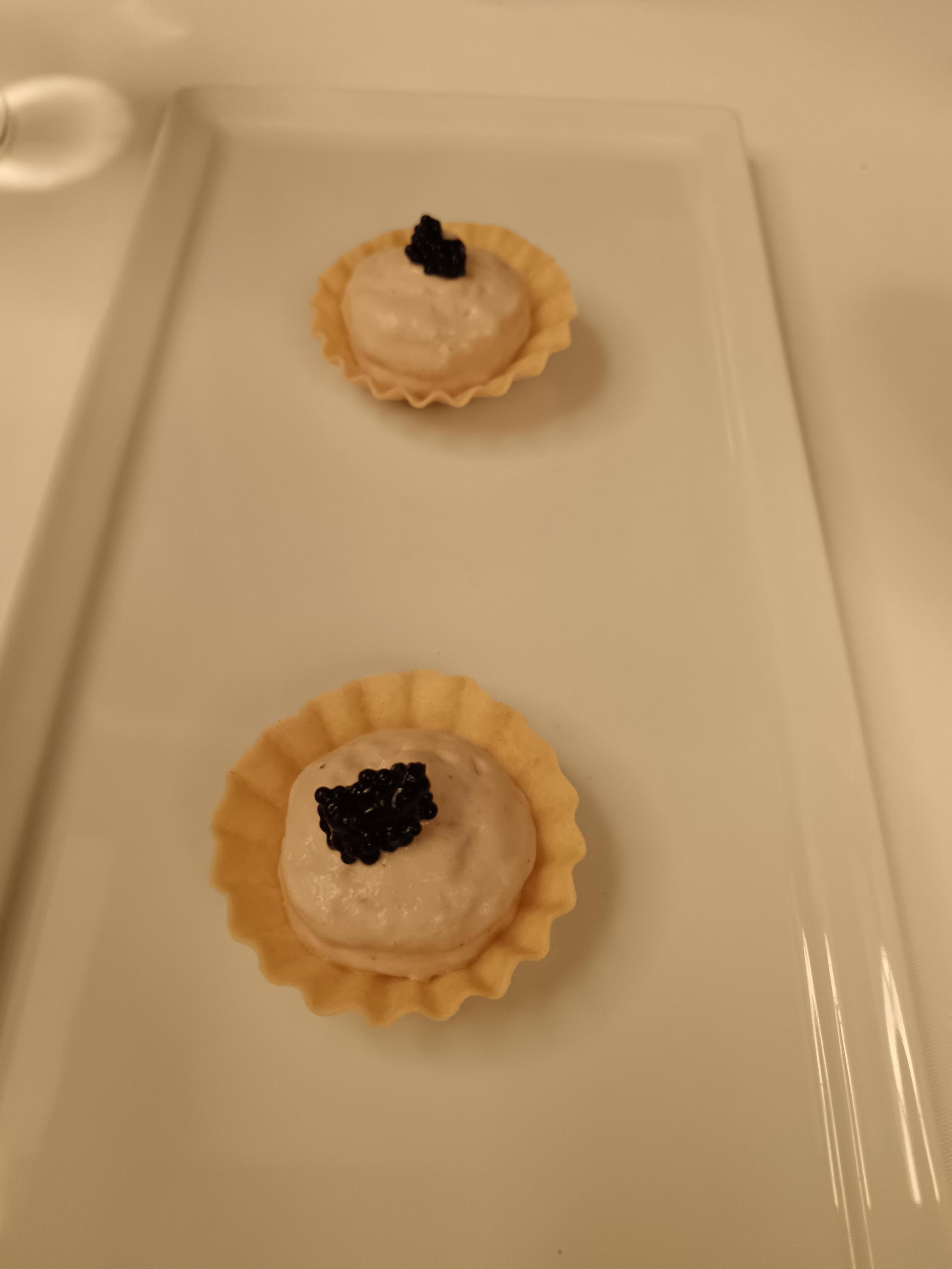 LA VILLA Restaurant