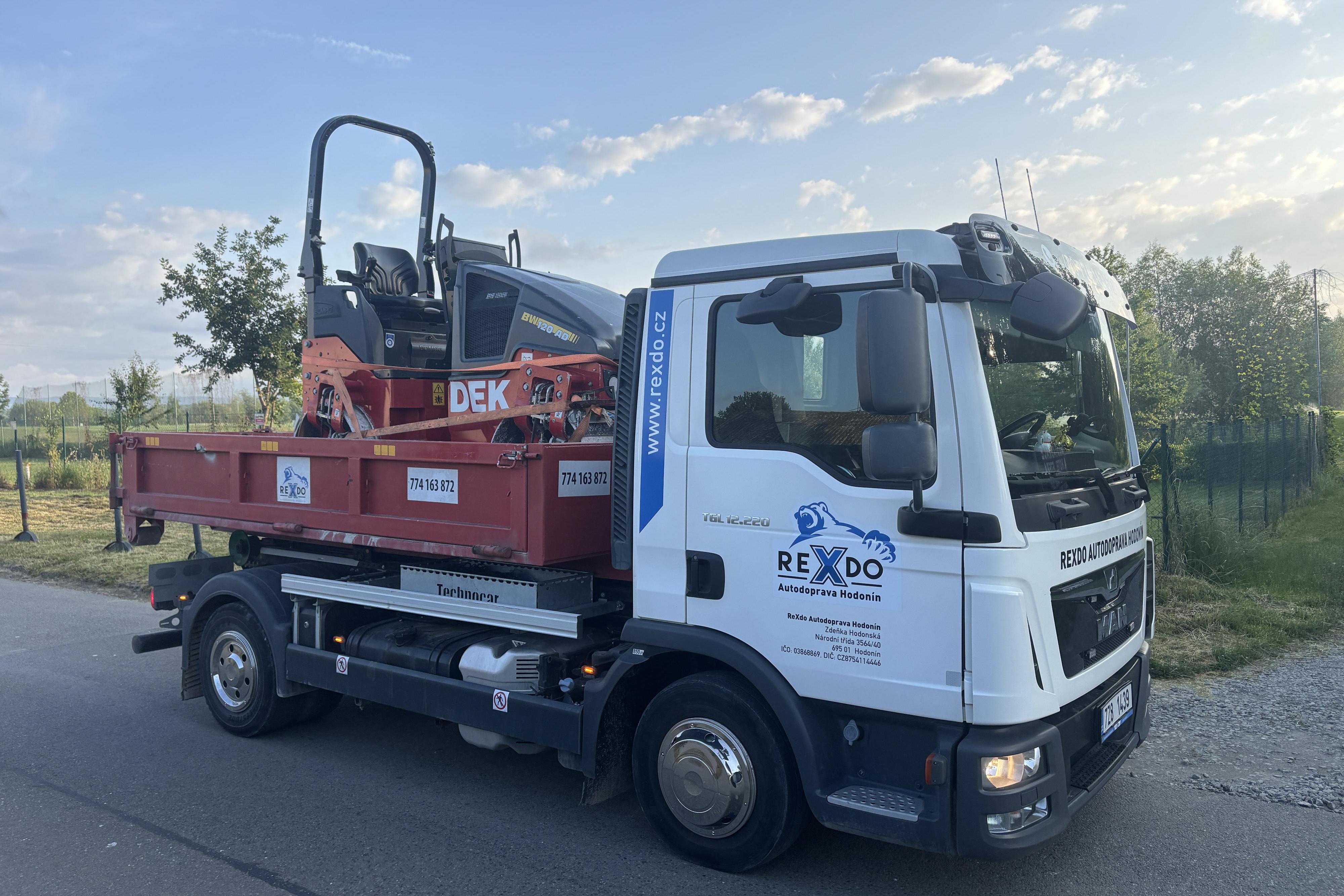 Převoz stavební techniky