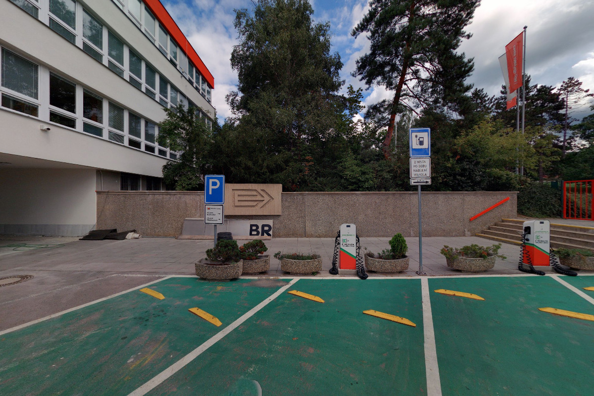 Dobíjecí stanice Olife