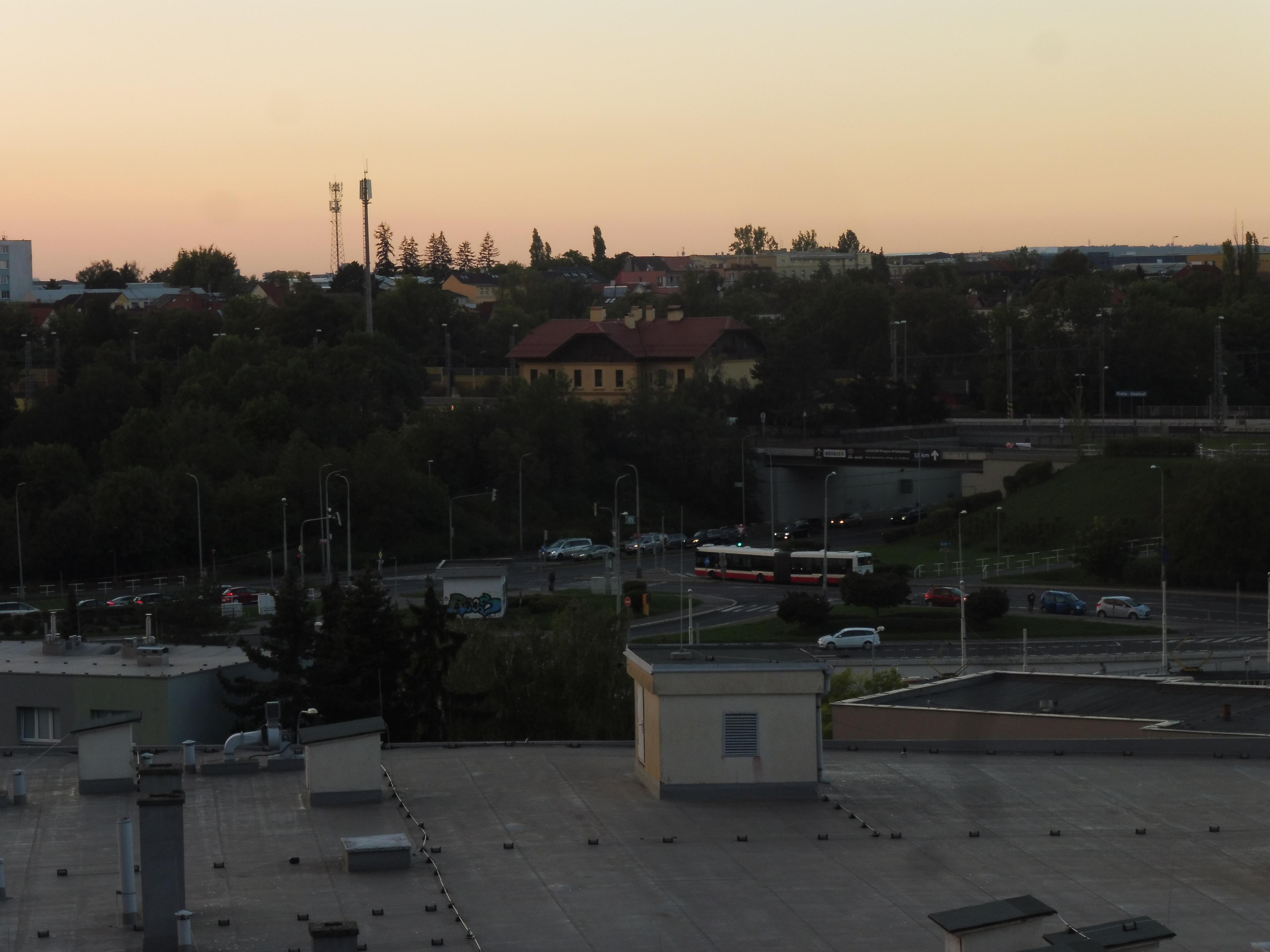 Kolej areál Hostivař - Univerzita Karlova foto 2