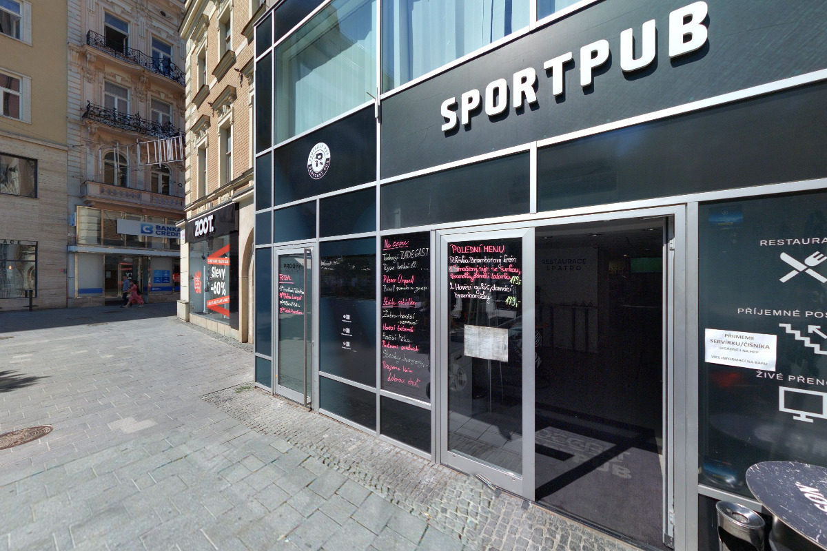 Bankomat UniCredit Bank Czech Republic