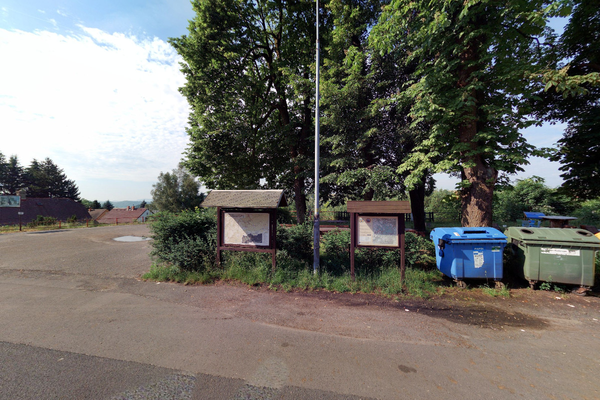 Nabíjecí stanice pro elektrokola a mobilní zařízení foto 2