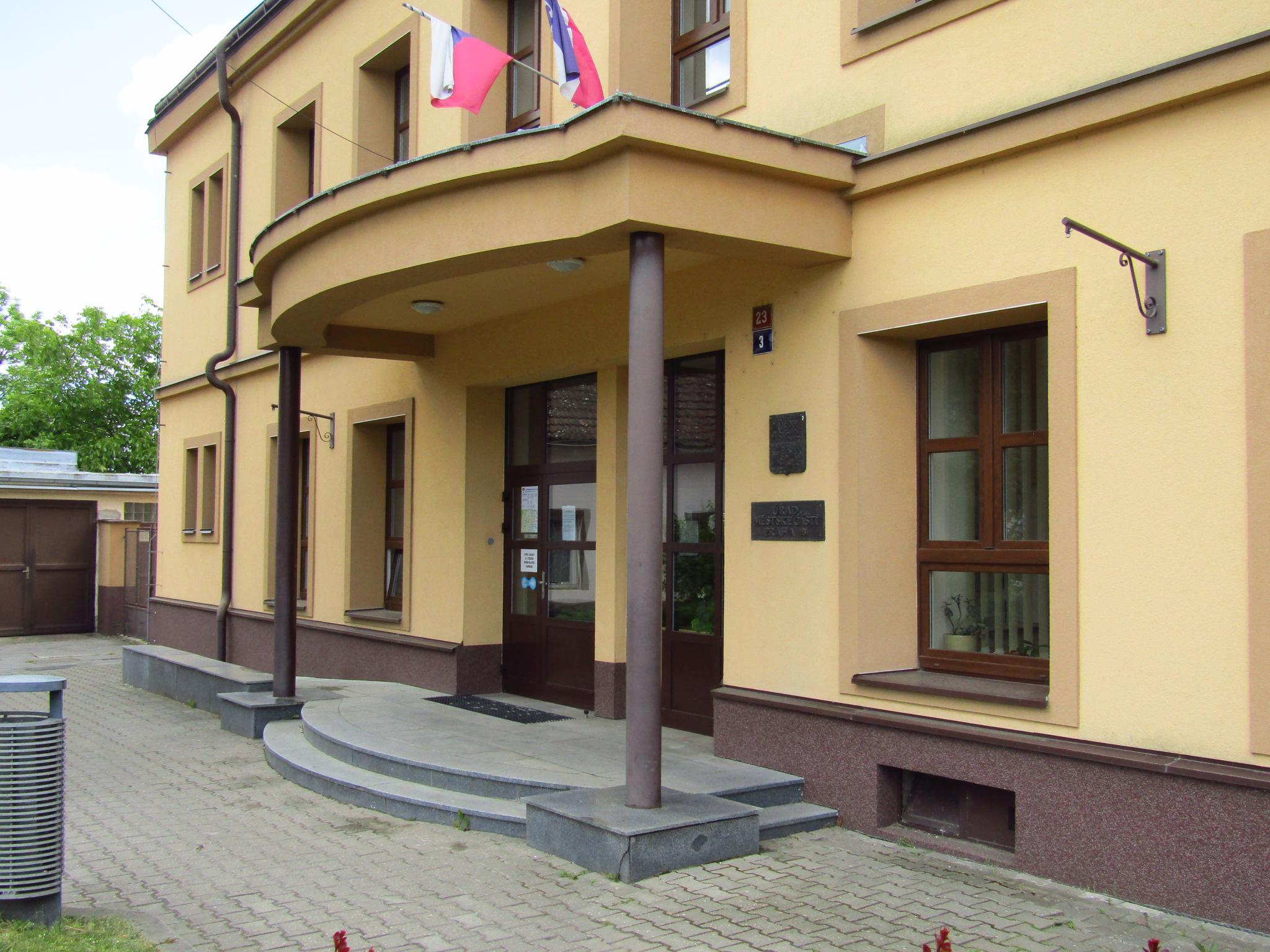 Úřad městské části Praha 16 foto 4