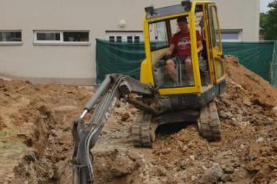 Výkopové práce a pronájem bagru