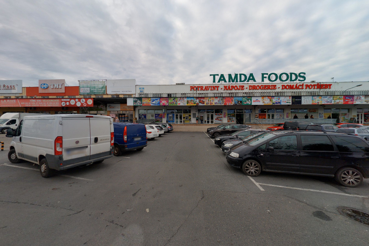 Raiffeisenbank - bankomat