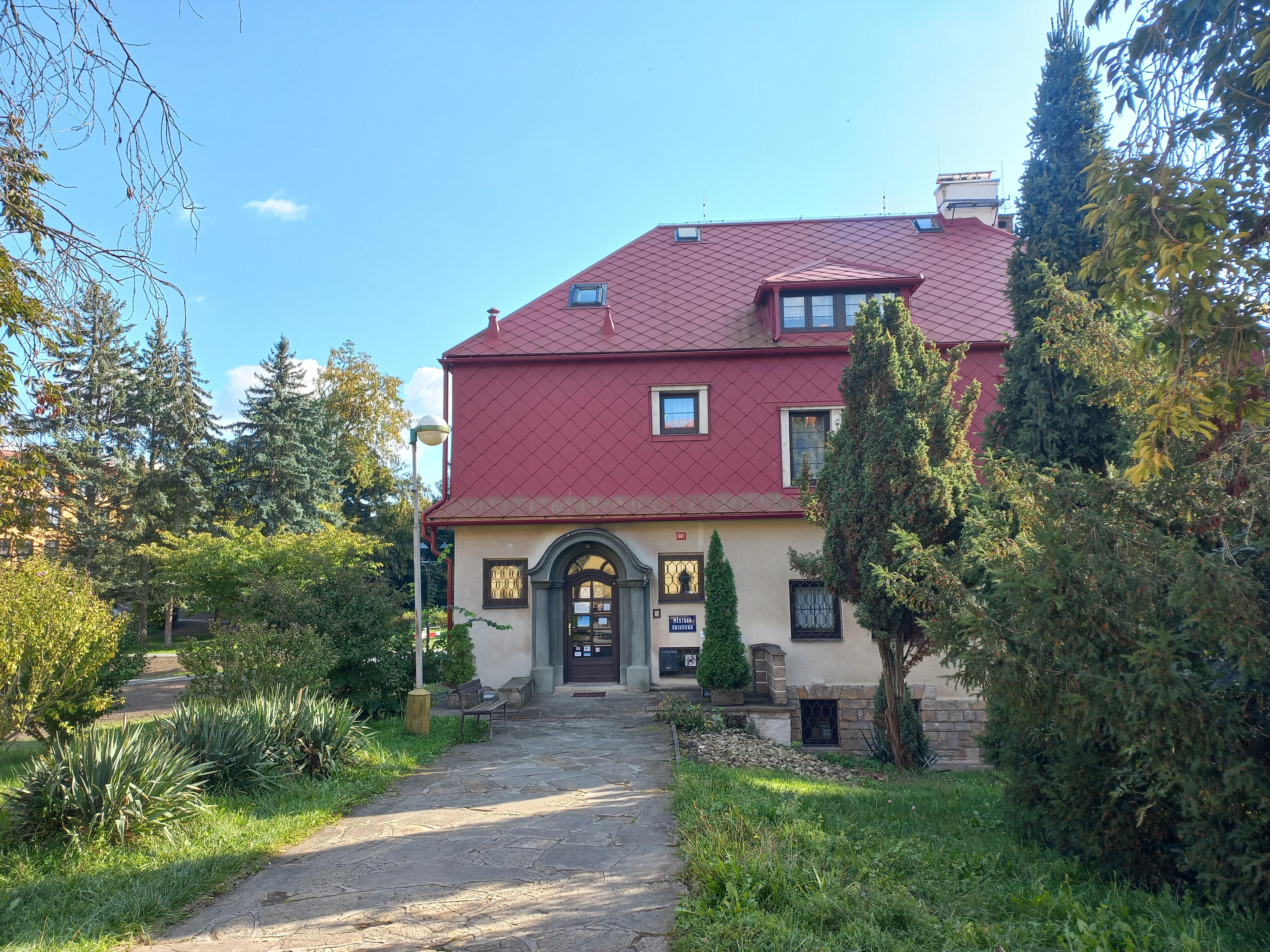 Městská knihovna Čelákovice foto 5