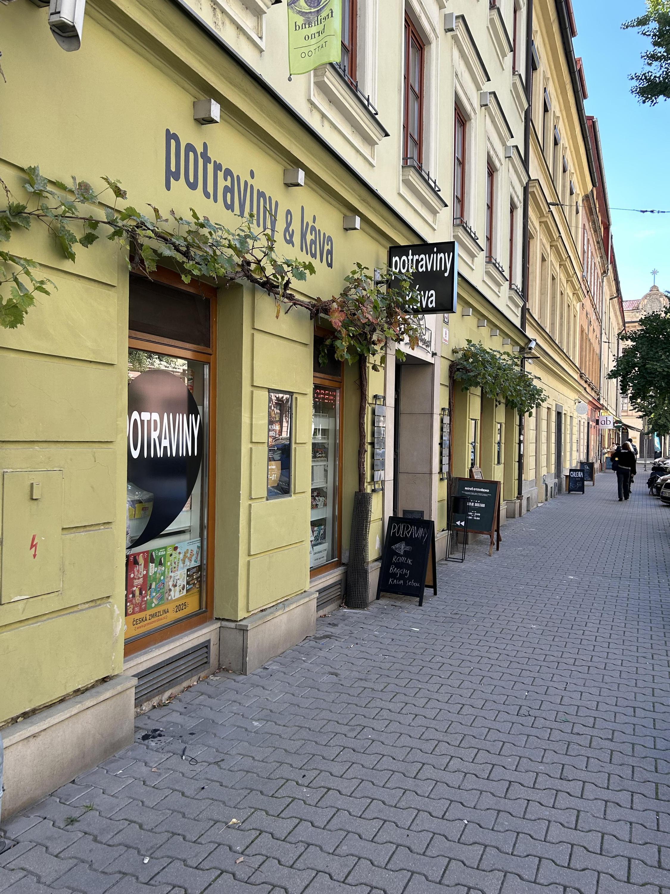 Potraviny Slovákova foto 6