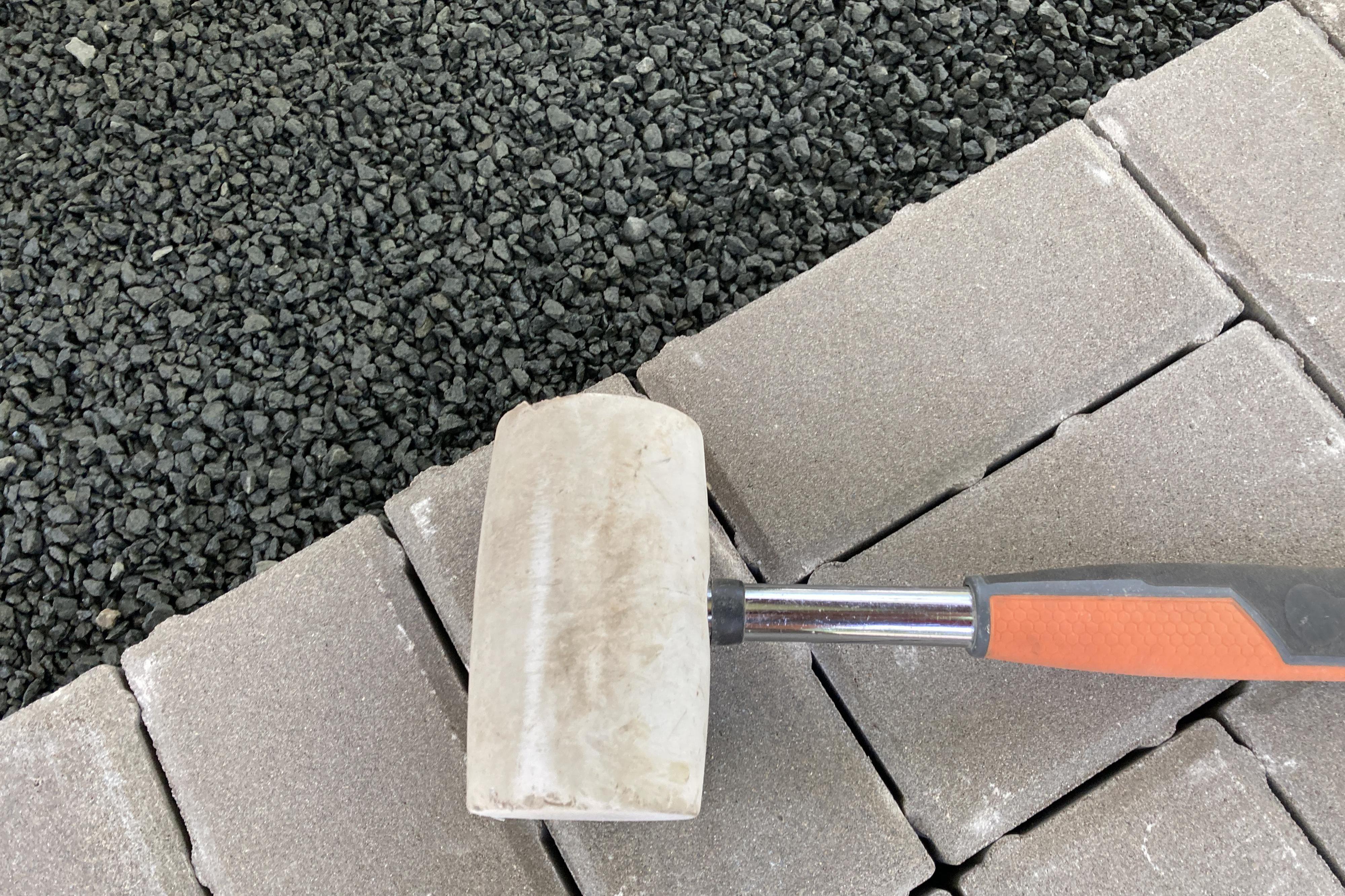 Zámkové dlažby na klíč bez starostí.