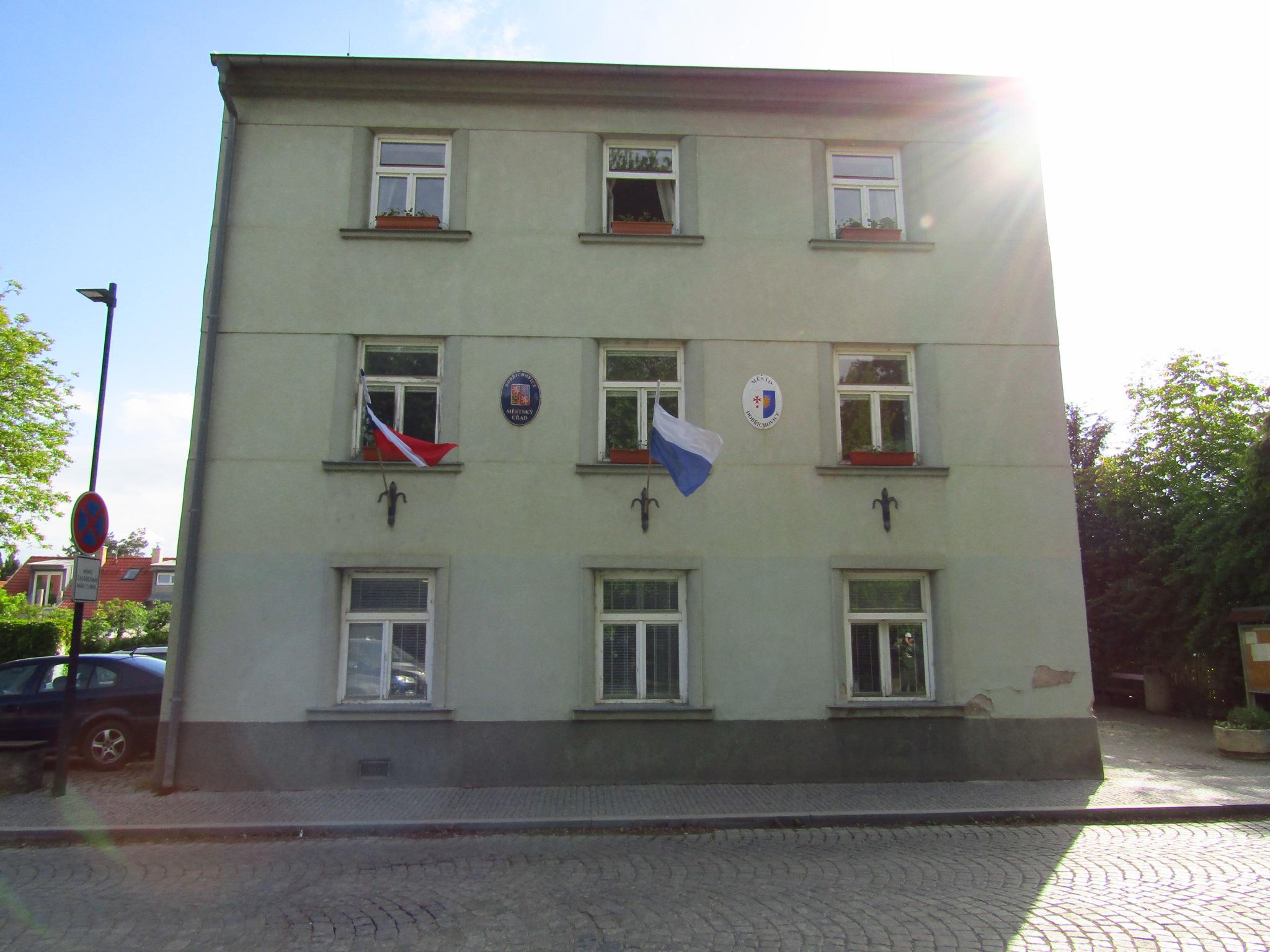 Dobřichovice - městský úřad foto 2