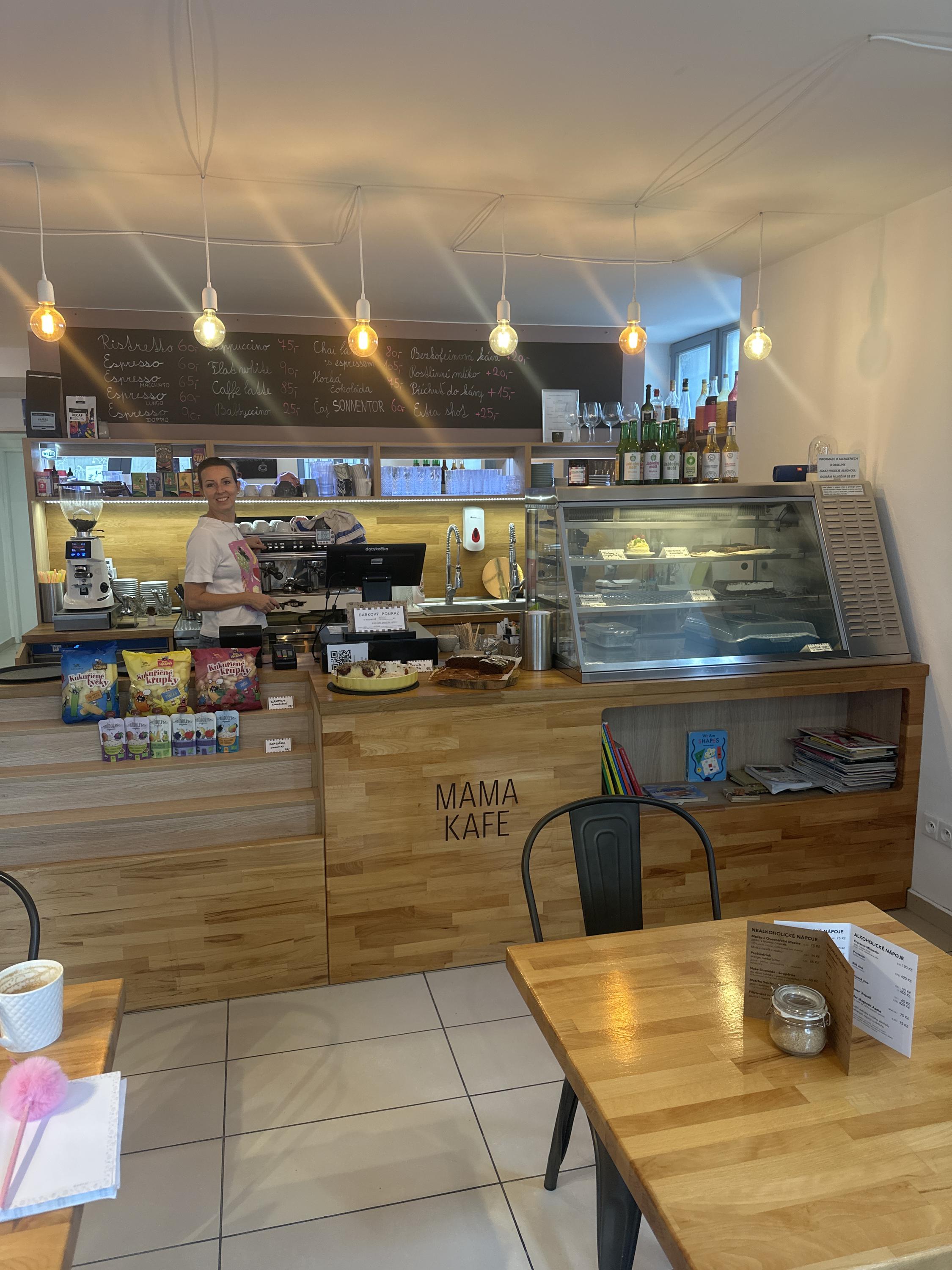 MAMA KAFE foto 5