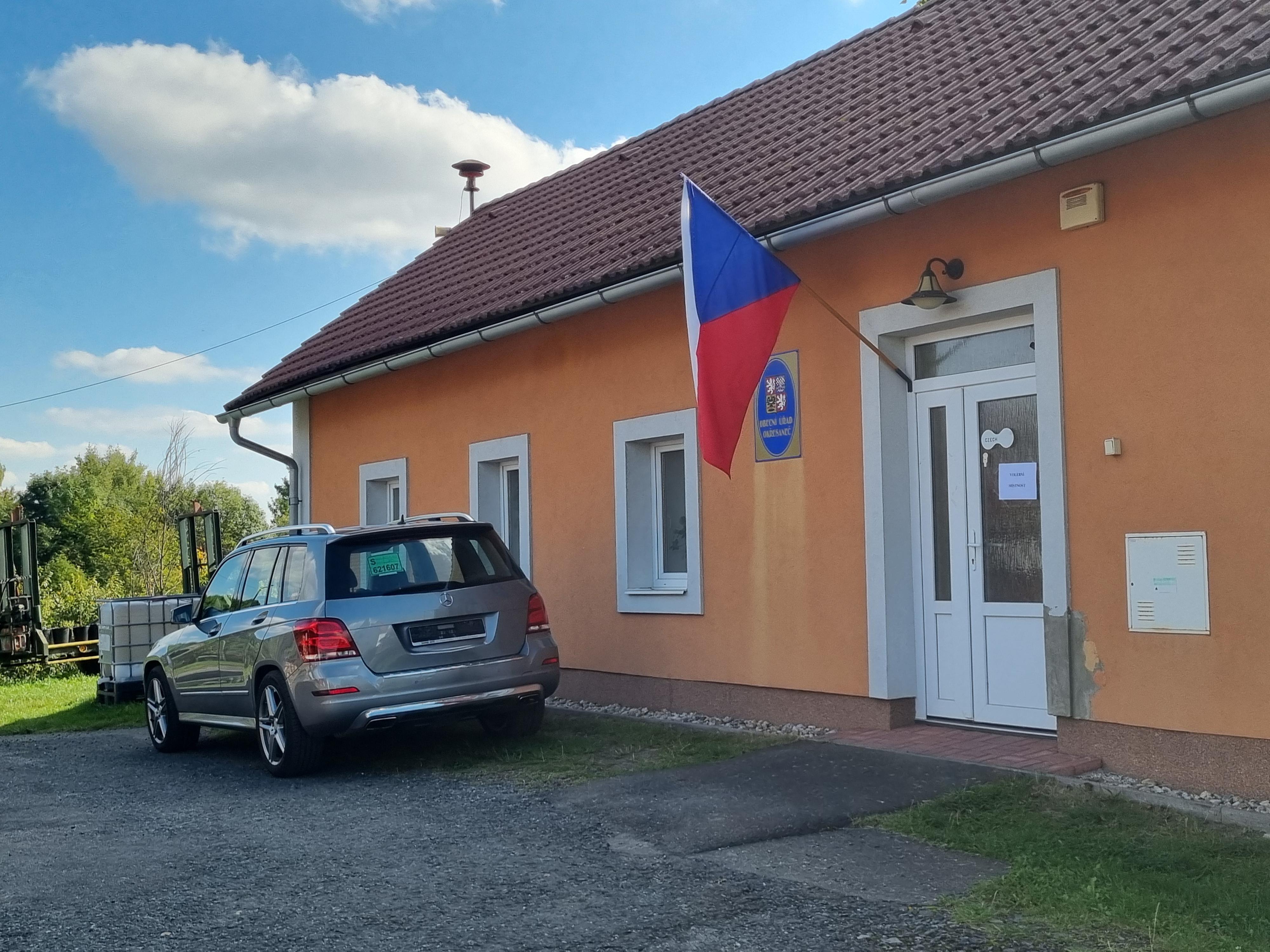 Okřesaneč - obecní úřad