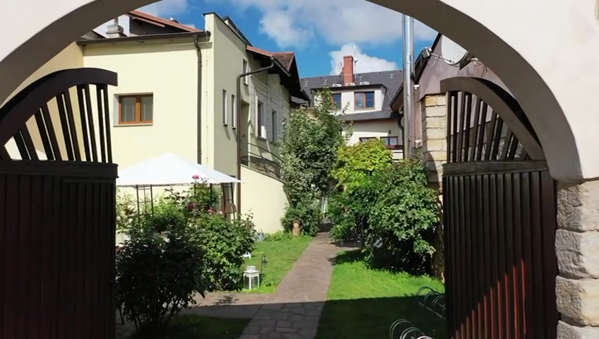 Pizzerie a kavárna V Maštali foto 2 (náhled videa)
