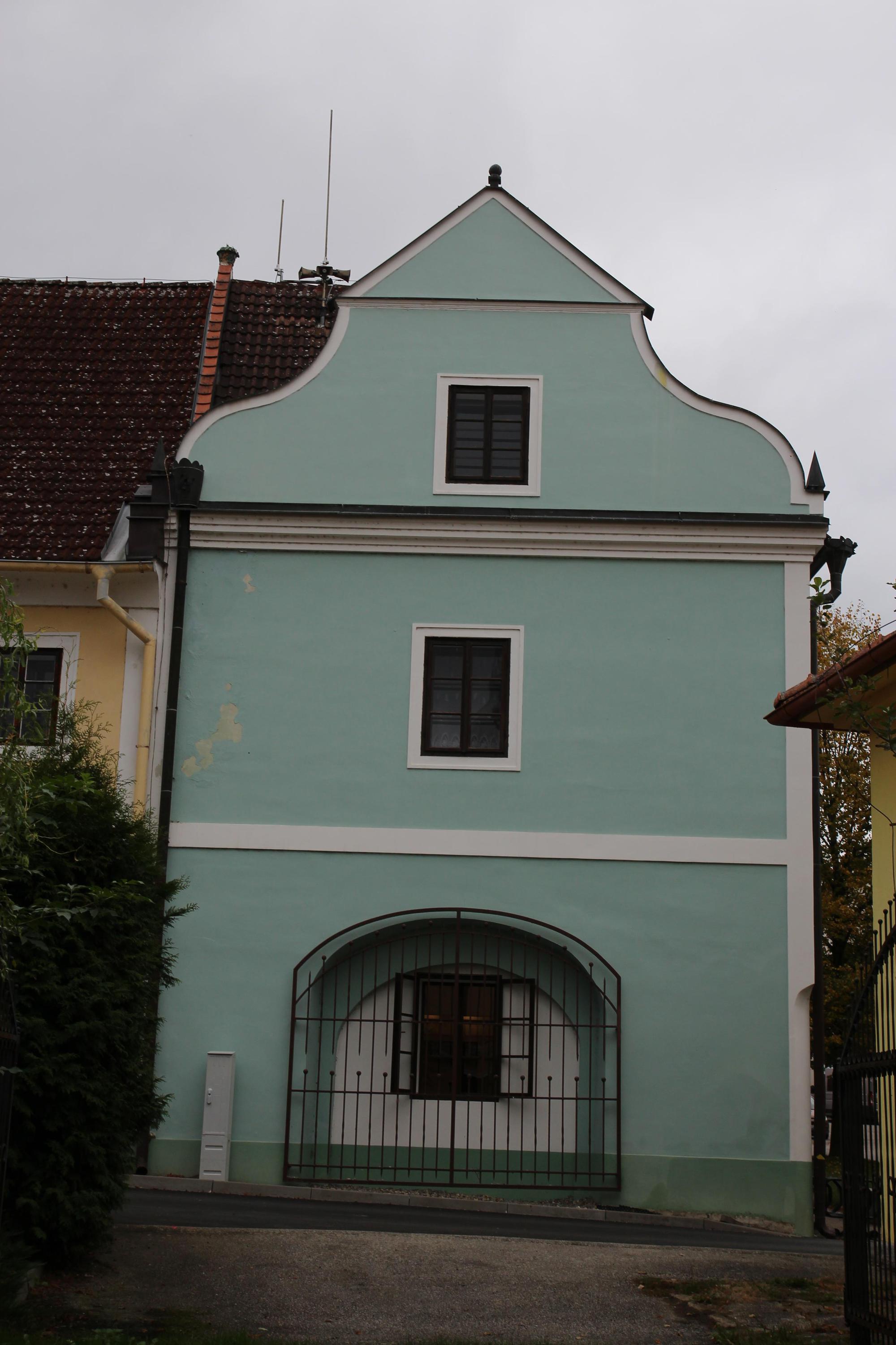 Římov - obecní úřad foto 6