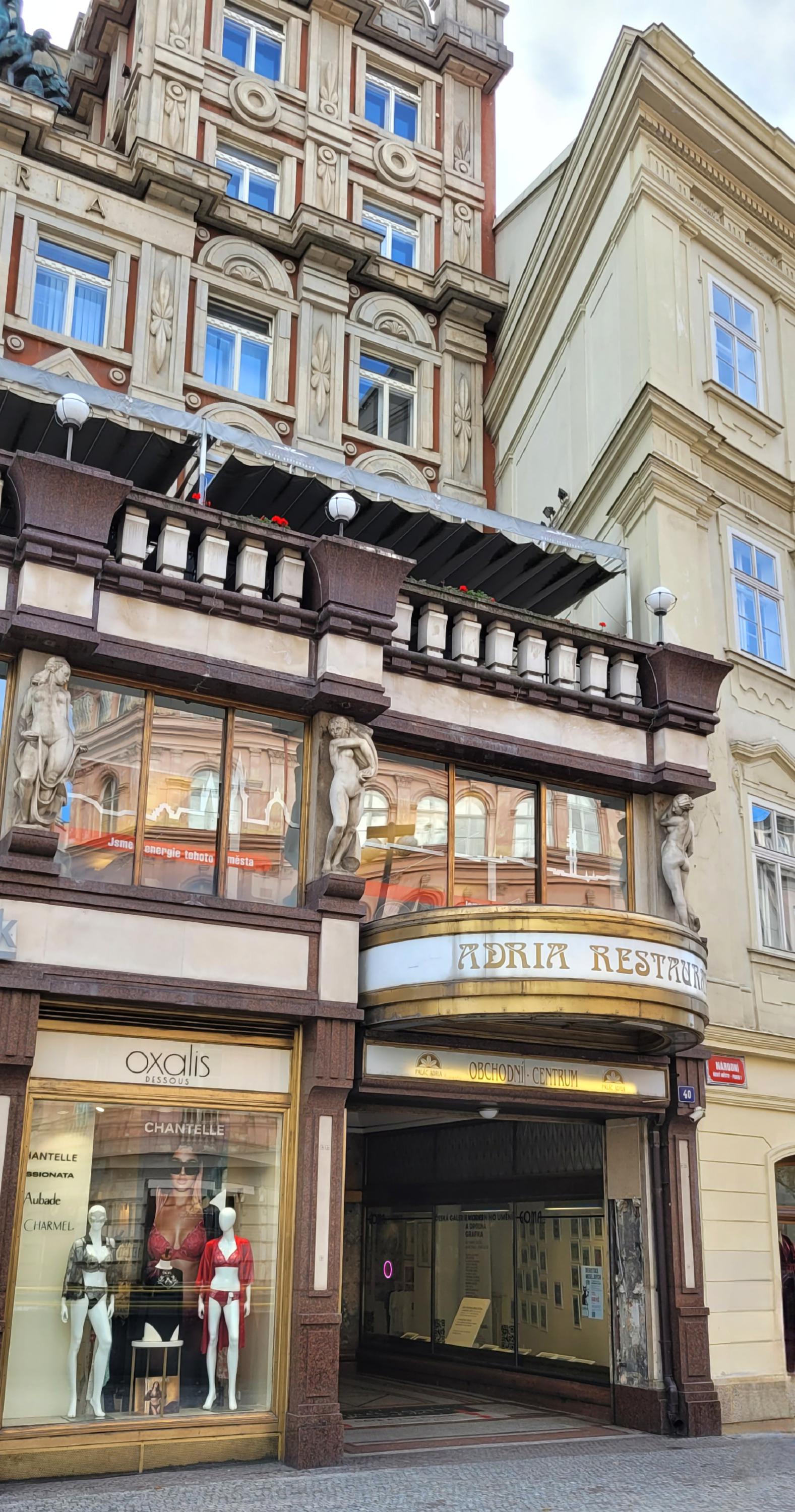 Kavárna Adria foto 6