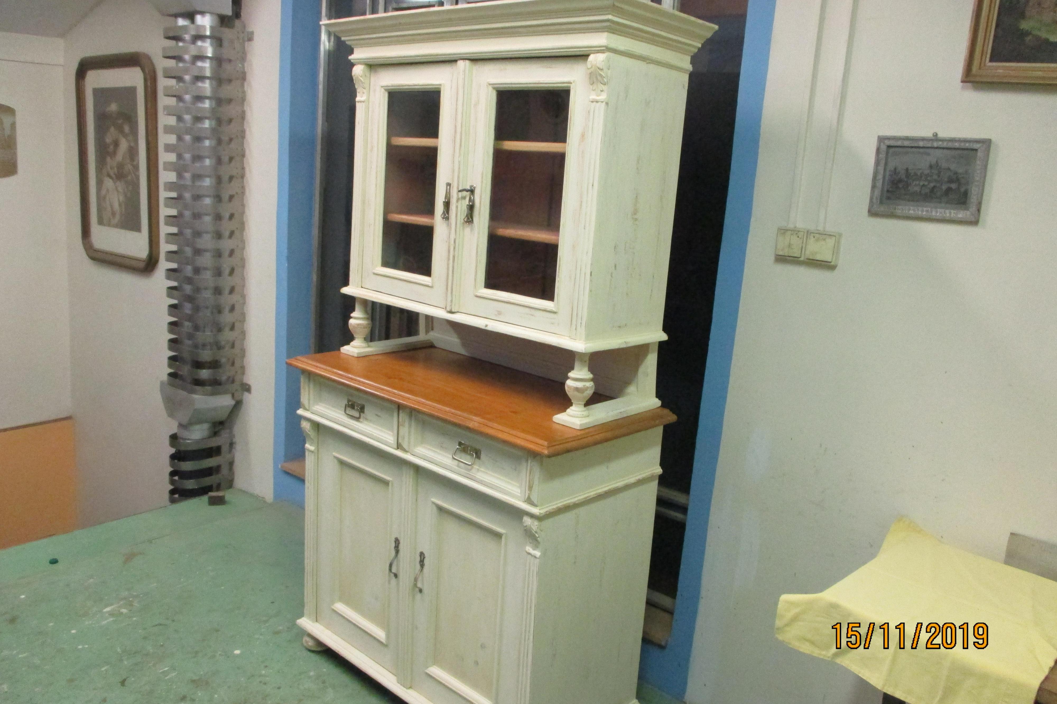 Restaurování nábytku -  Oldřich Vojtek