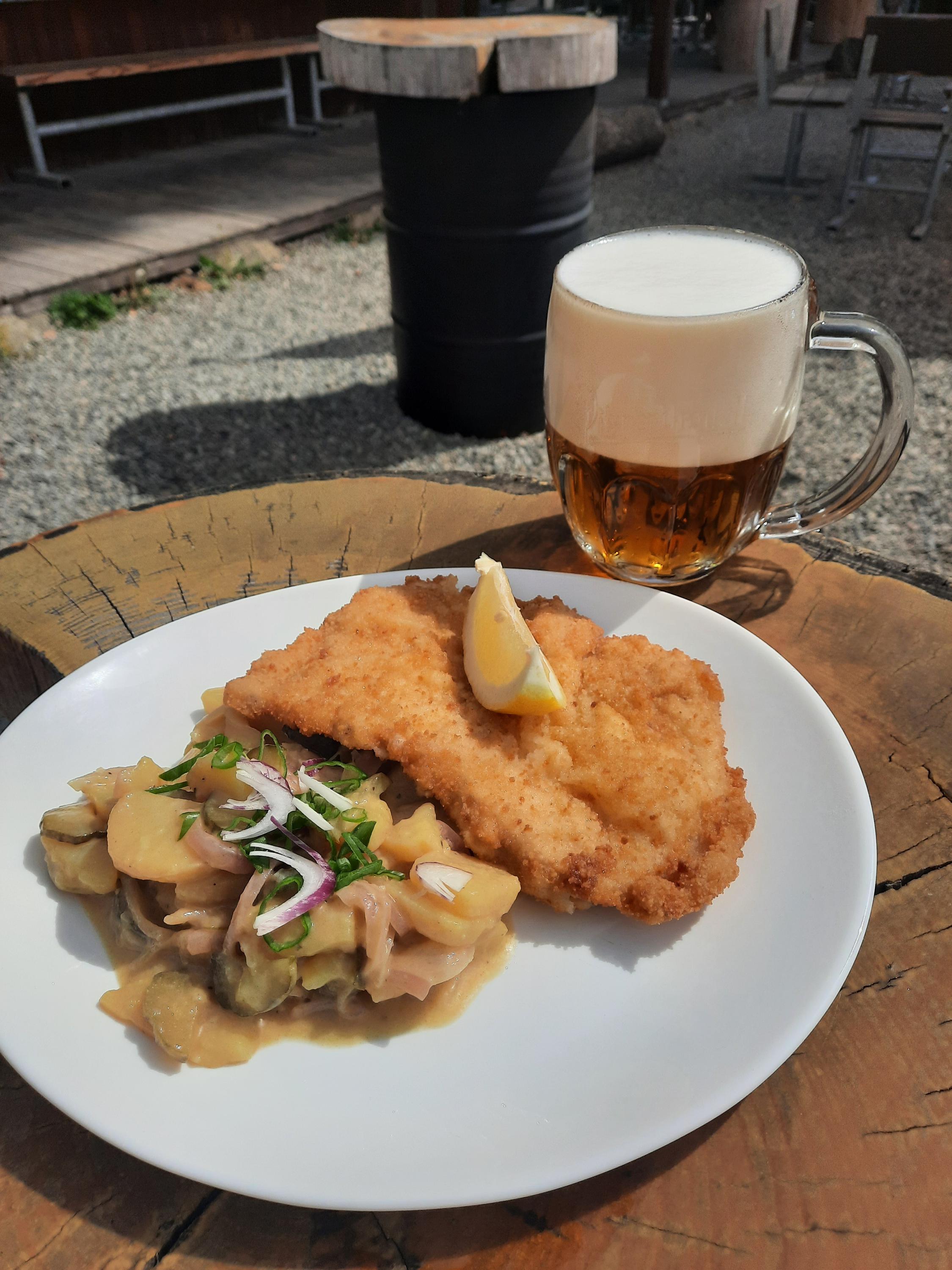 Bistro D.J. U řeky foto 1