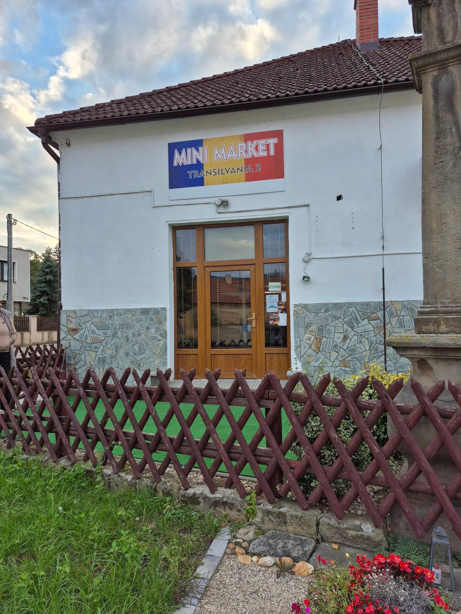 Mini Market Transilvania 2 foto 2