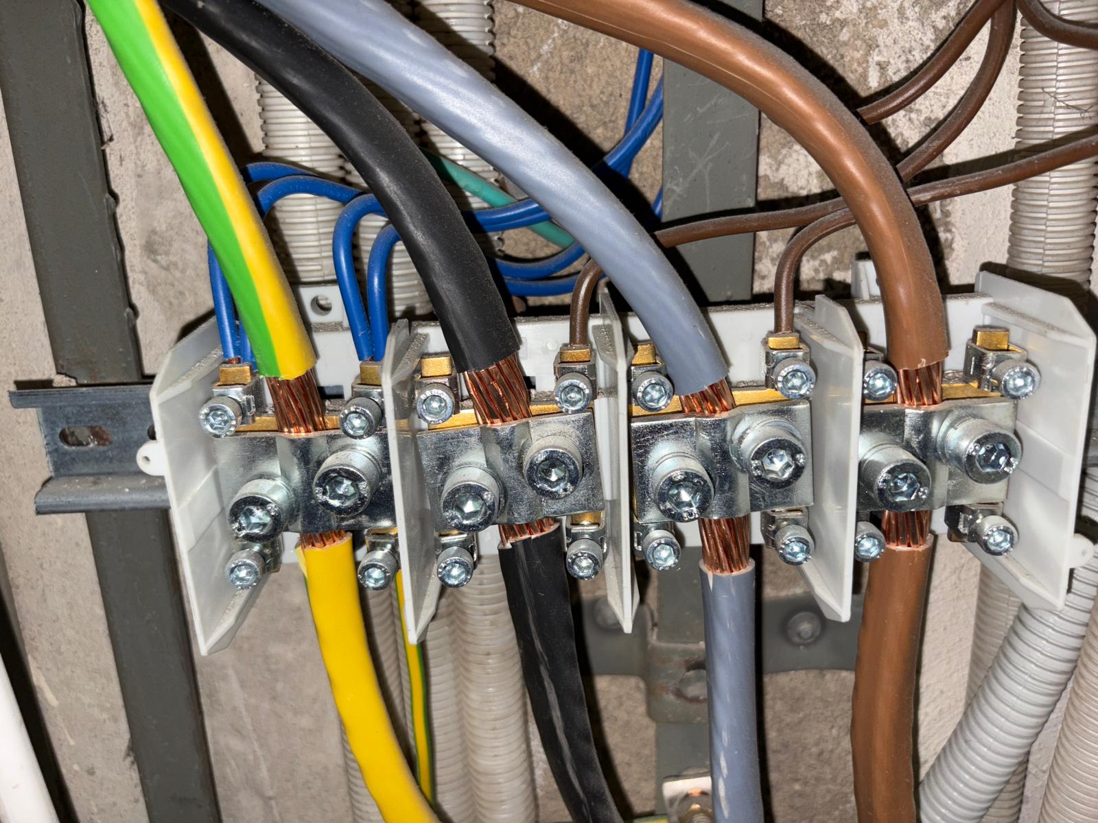 Revize elektrických zařízení a hromosvodů David Kříž foto 3