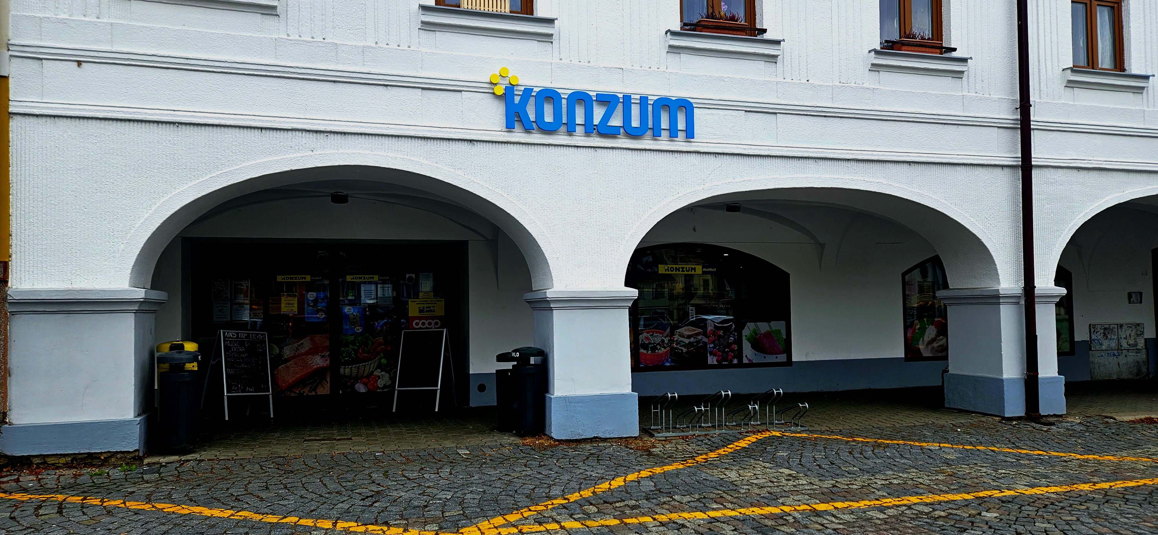 KONZUM foto 2