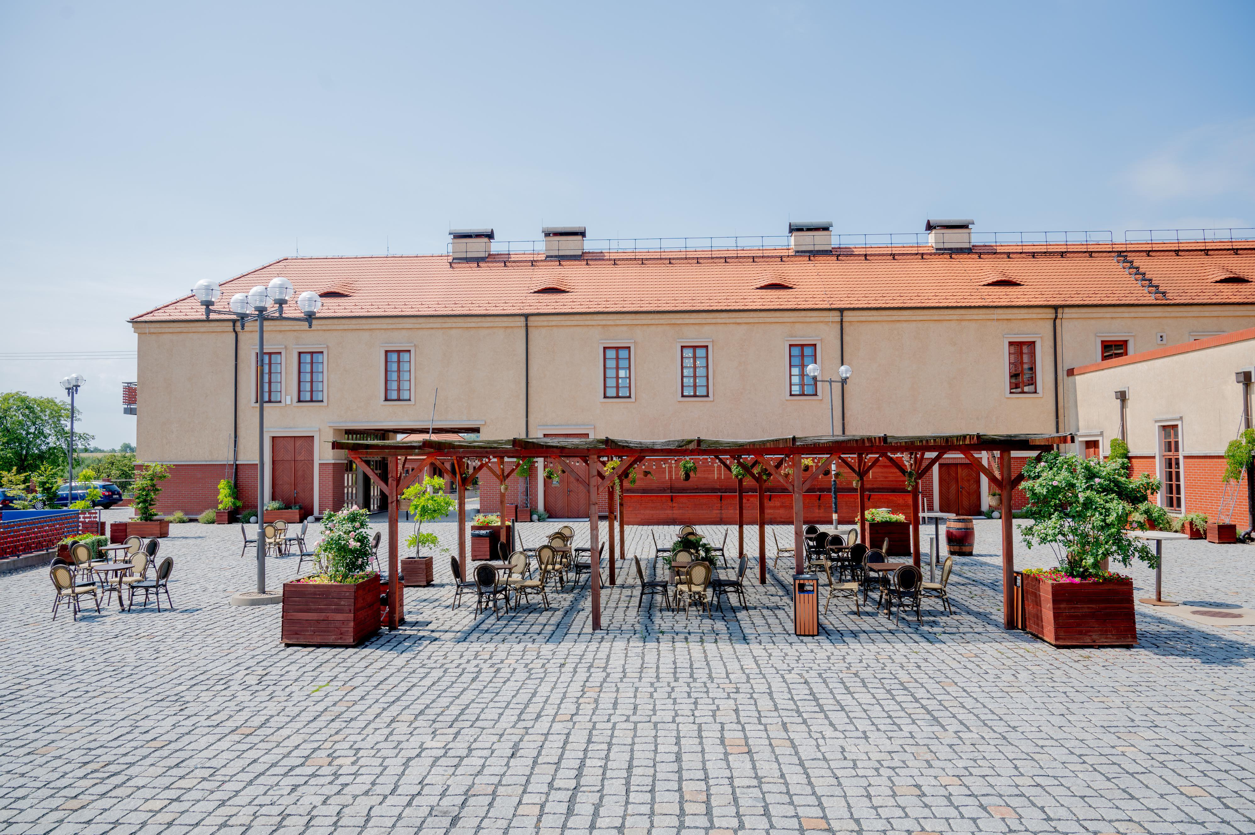 Zámecké vinařství JOHANN W foto 1