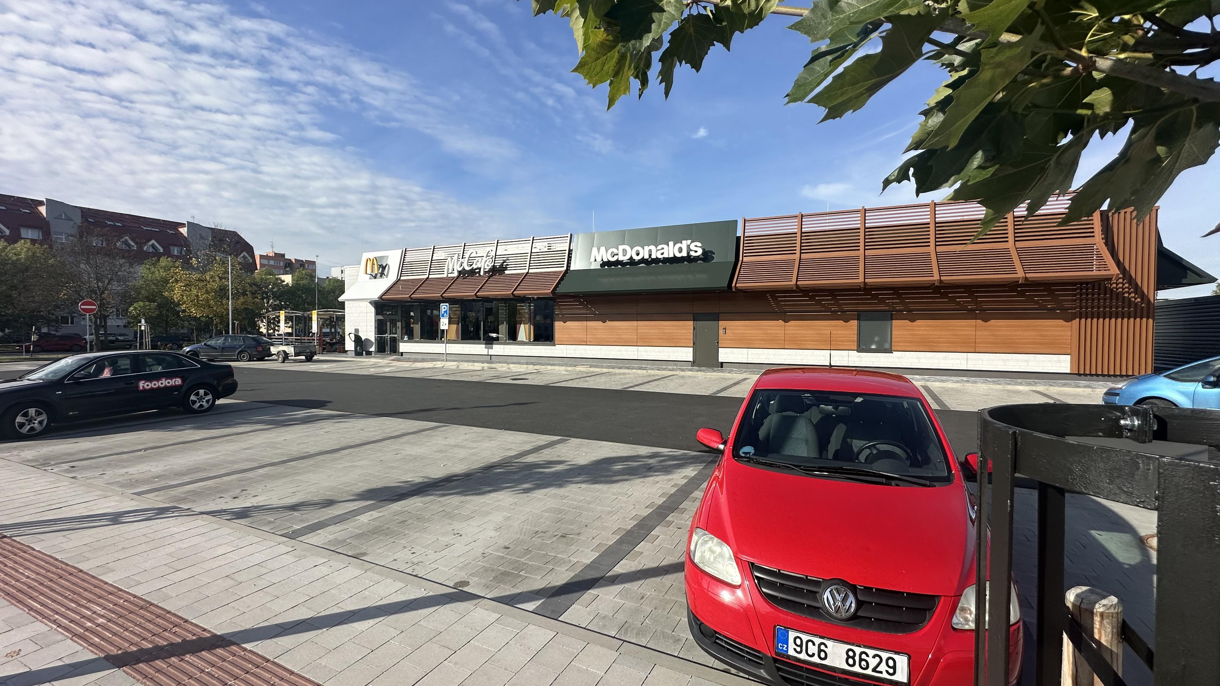 Retail Strakonice - obchodní zóna Strakonice foto 6