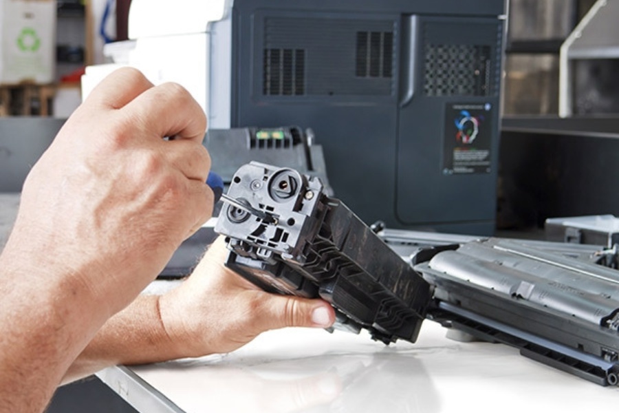 Servis tiskáren Konica Minolta