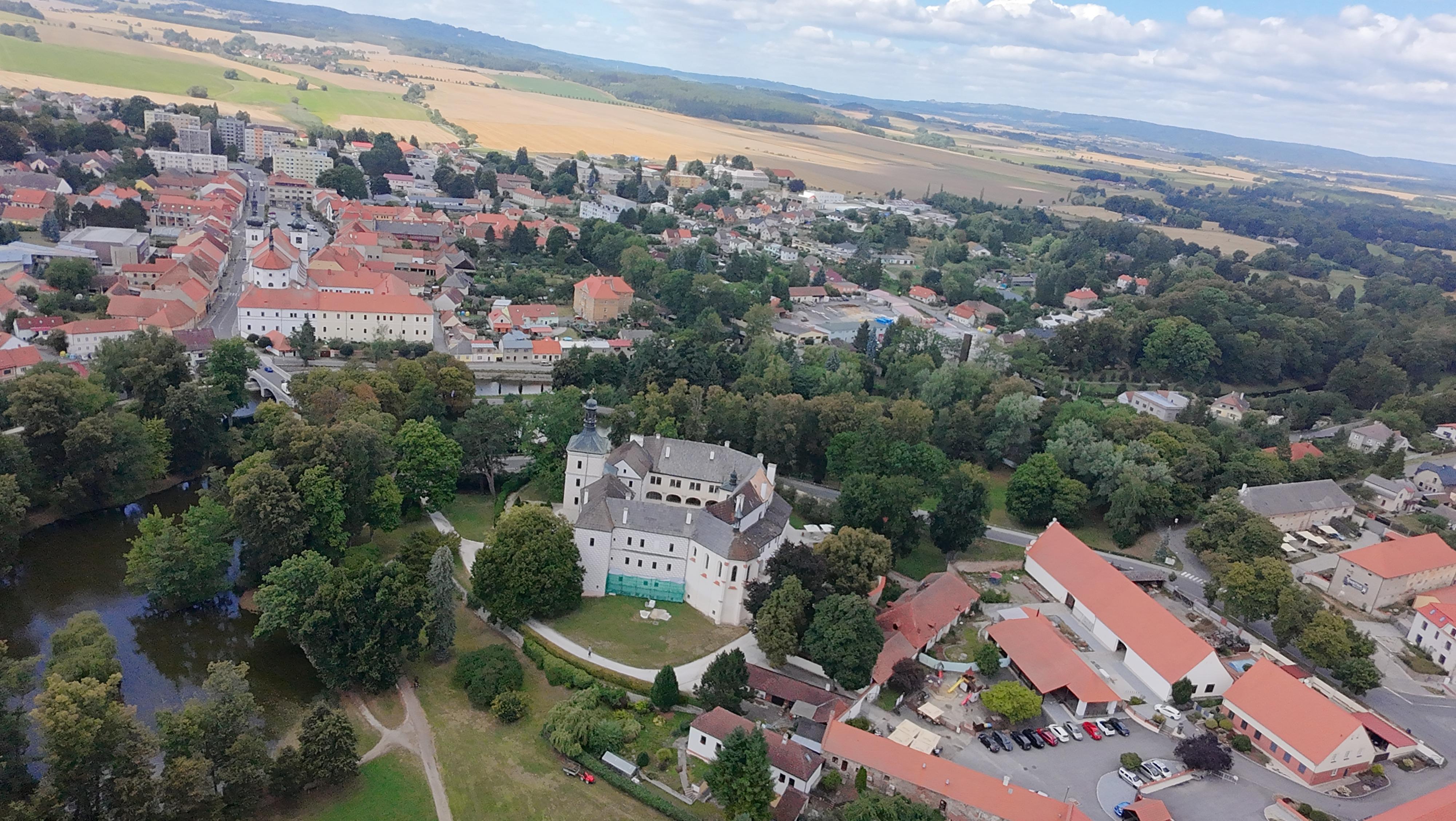 Státní zámek Březnice foto 4
