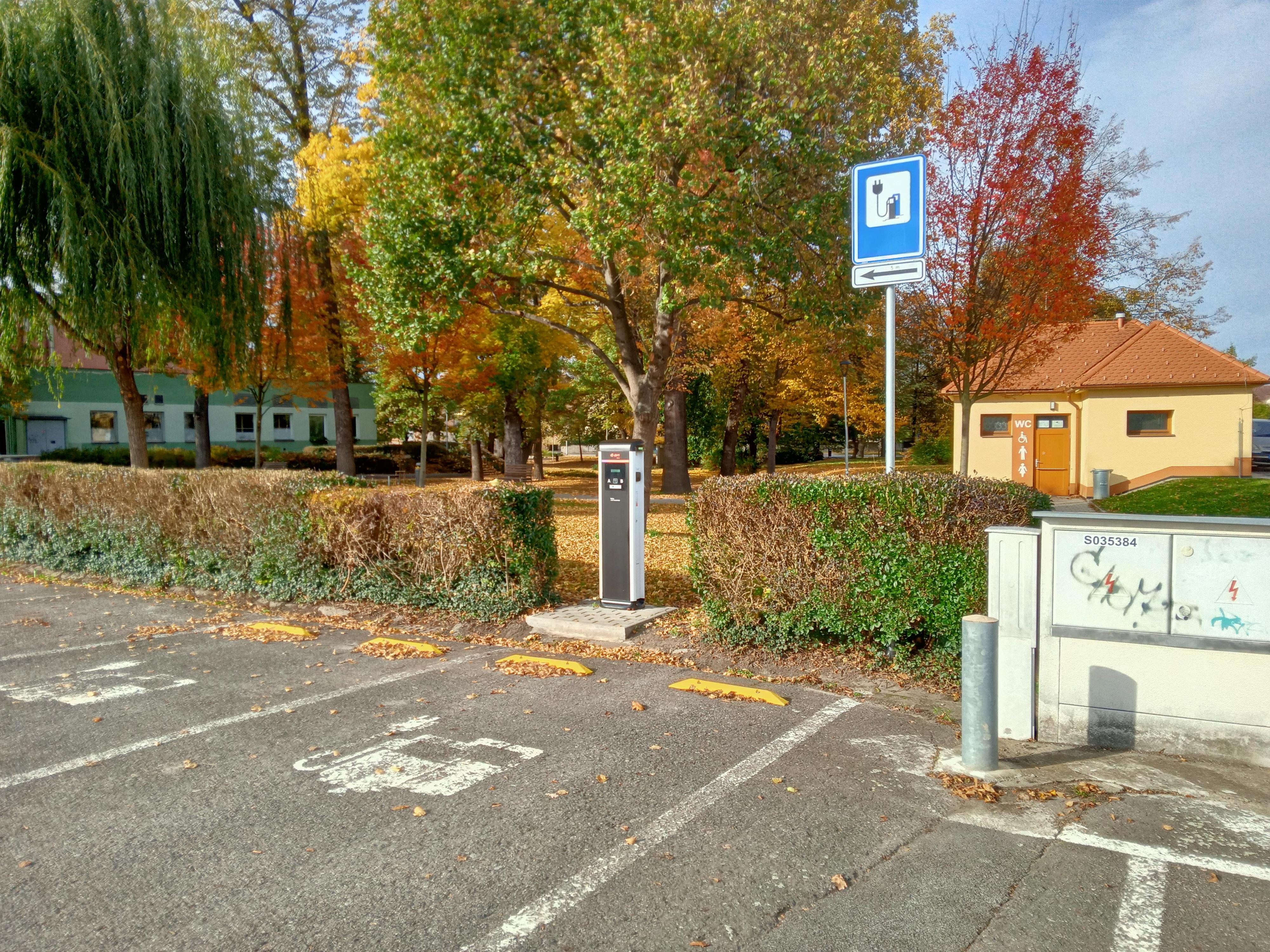 Dobíjecí stanice E.ON Drive foto 2