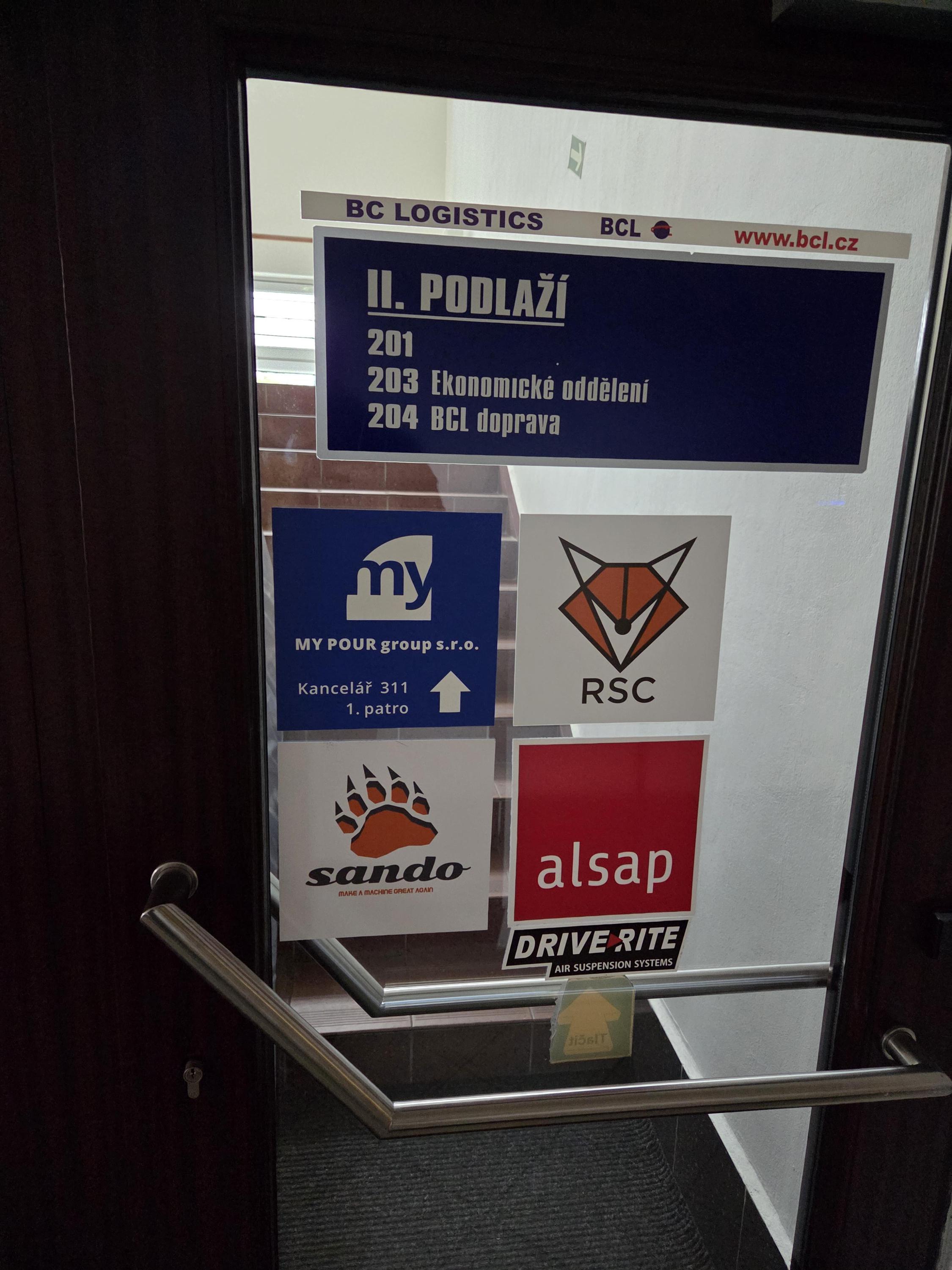 MY POUR group s.r.o. foto 3