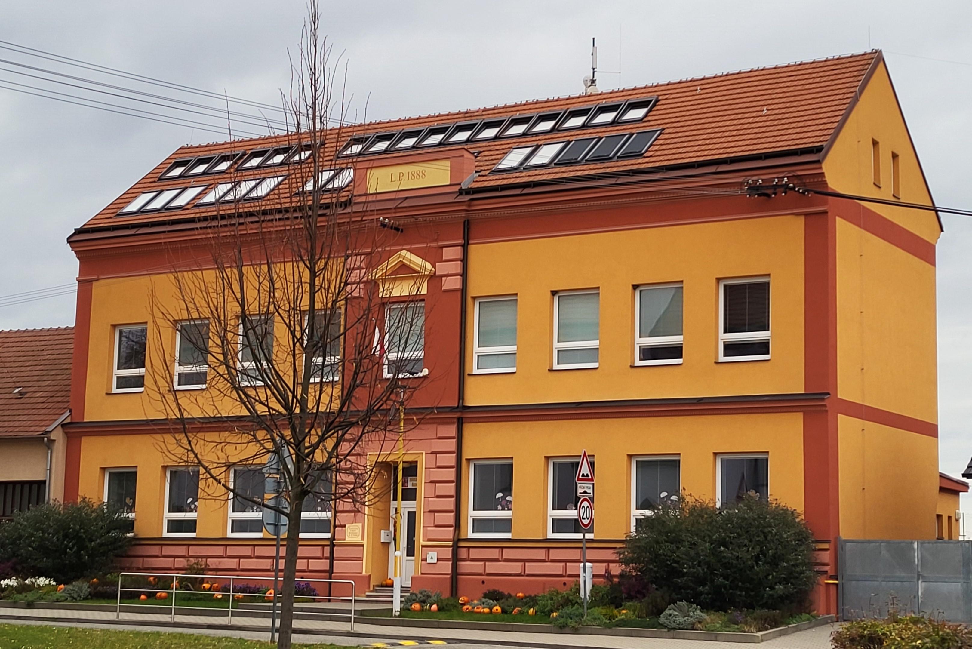 ZŠ  Huštěnovice foto 4