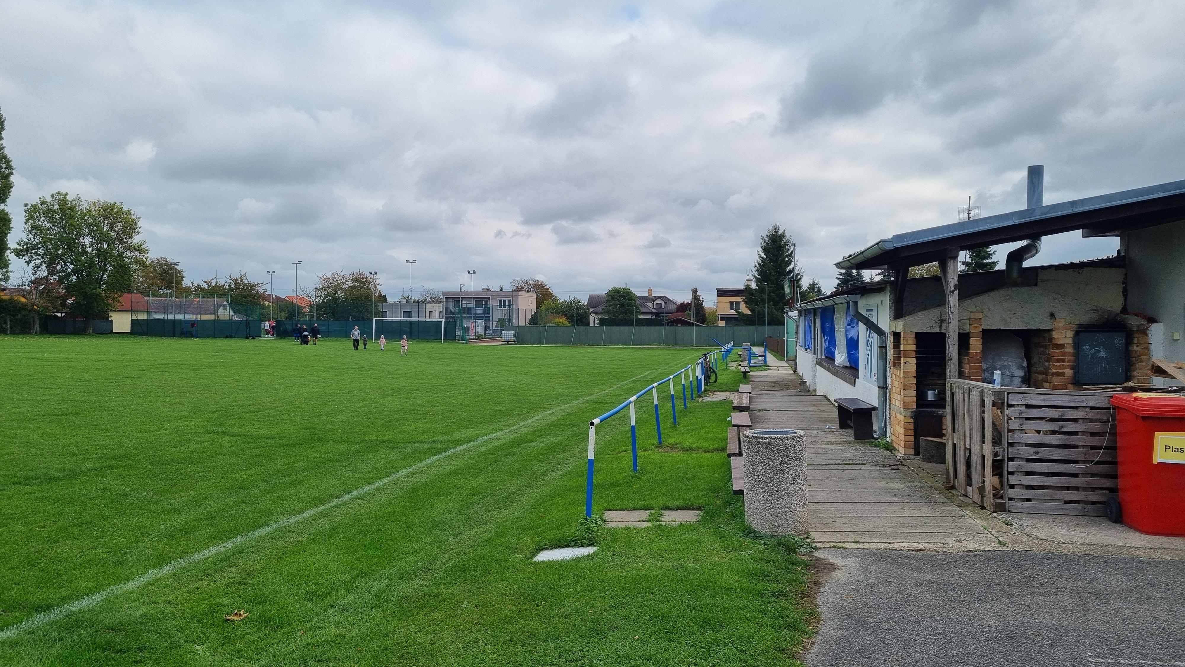 Občerstvení Ke Hřišti 166 foto 1