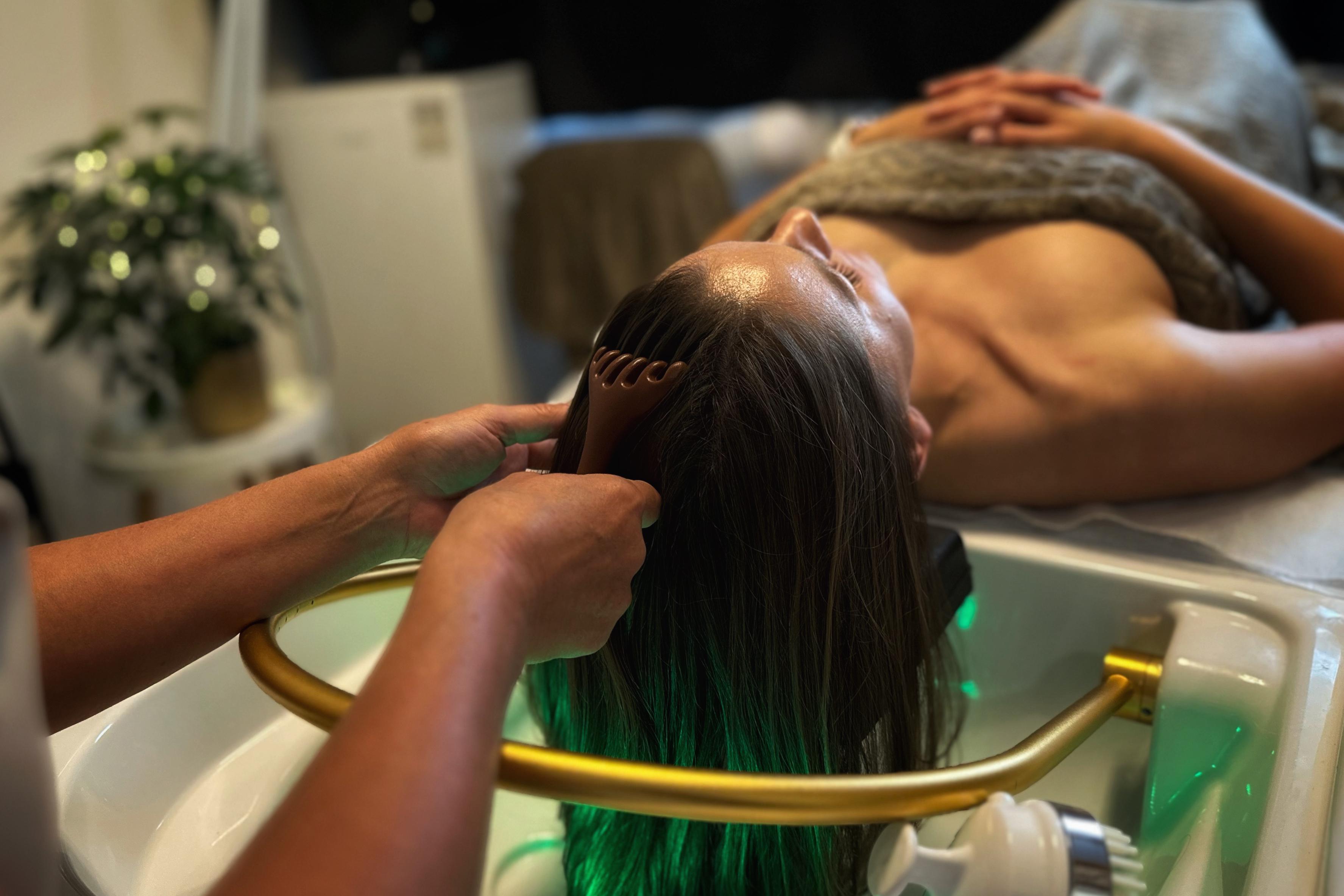 Head Spa Hradec Králové