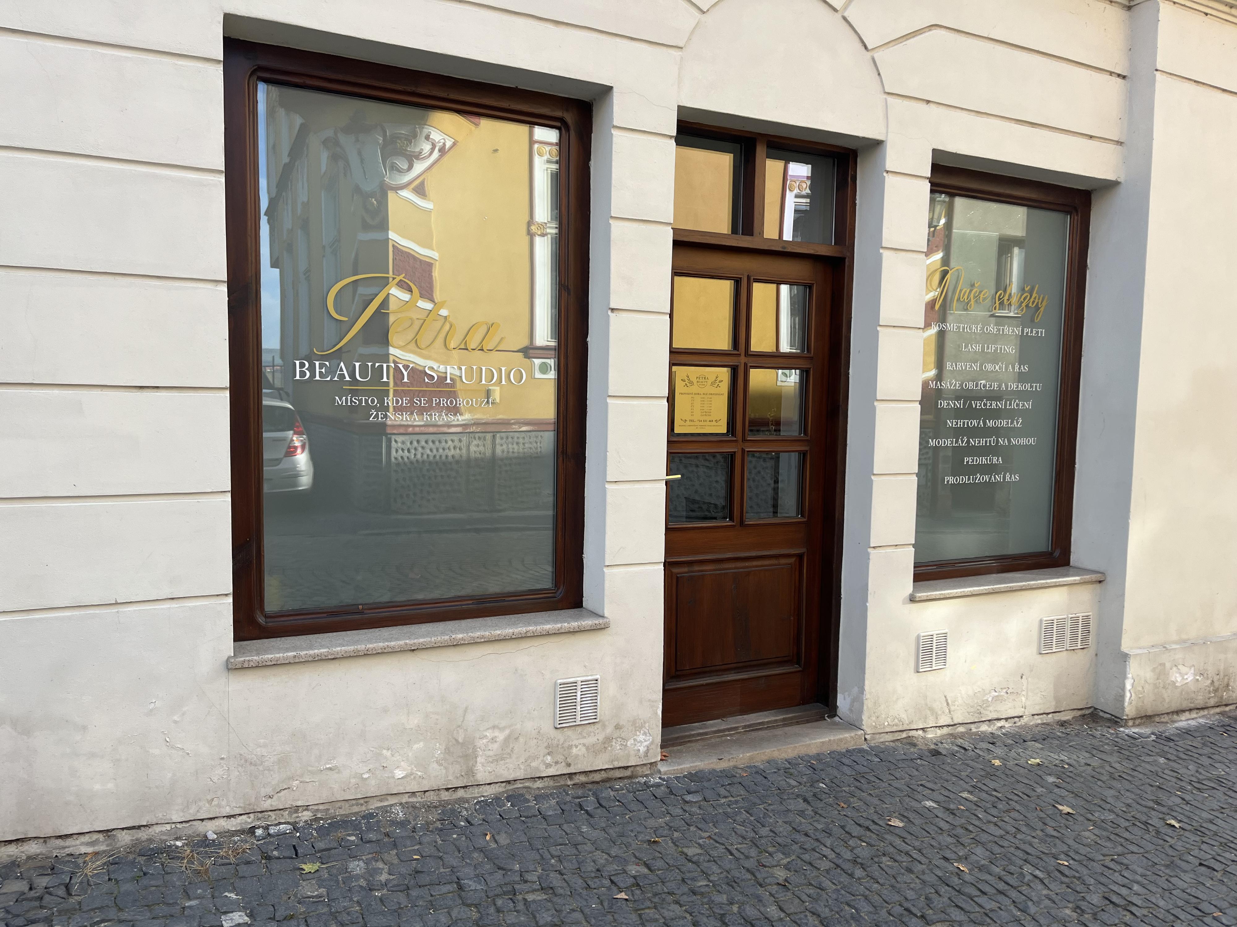 Petra Beauty Studio -Křemenová Petra