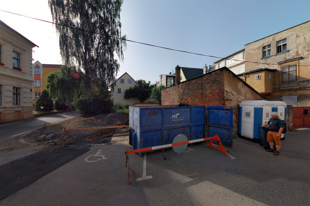 Dobíjecí stanice ČEZ