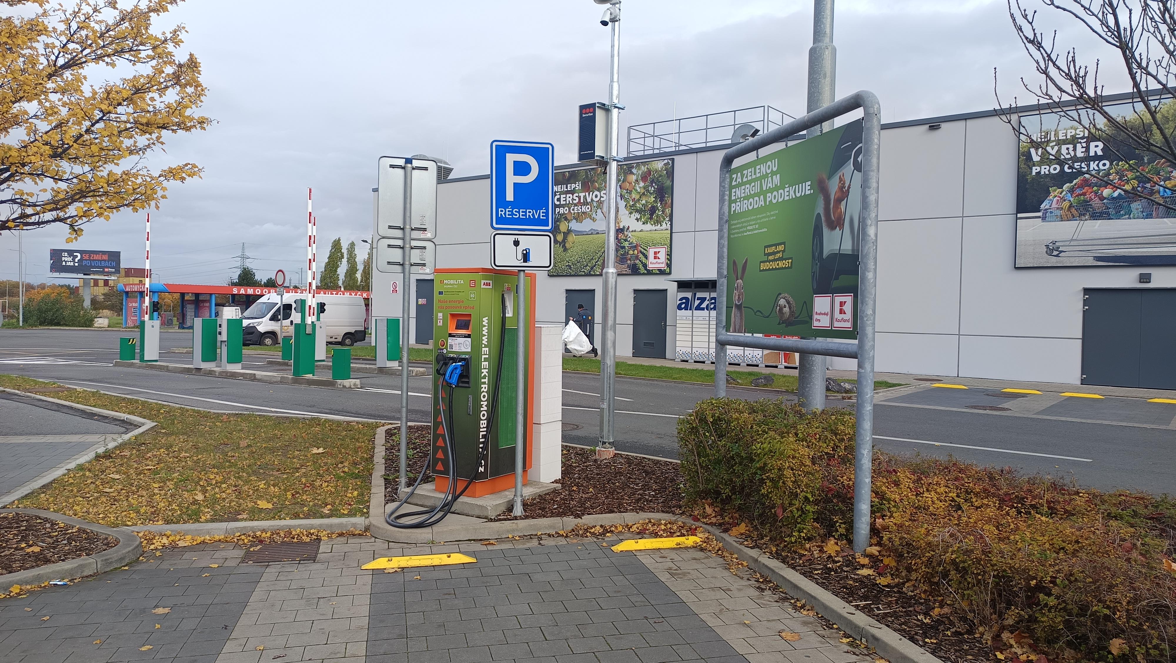 Nabíjecí stanice ČEZ foto 5