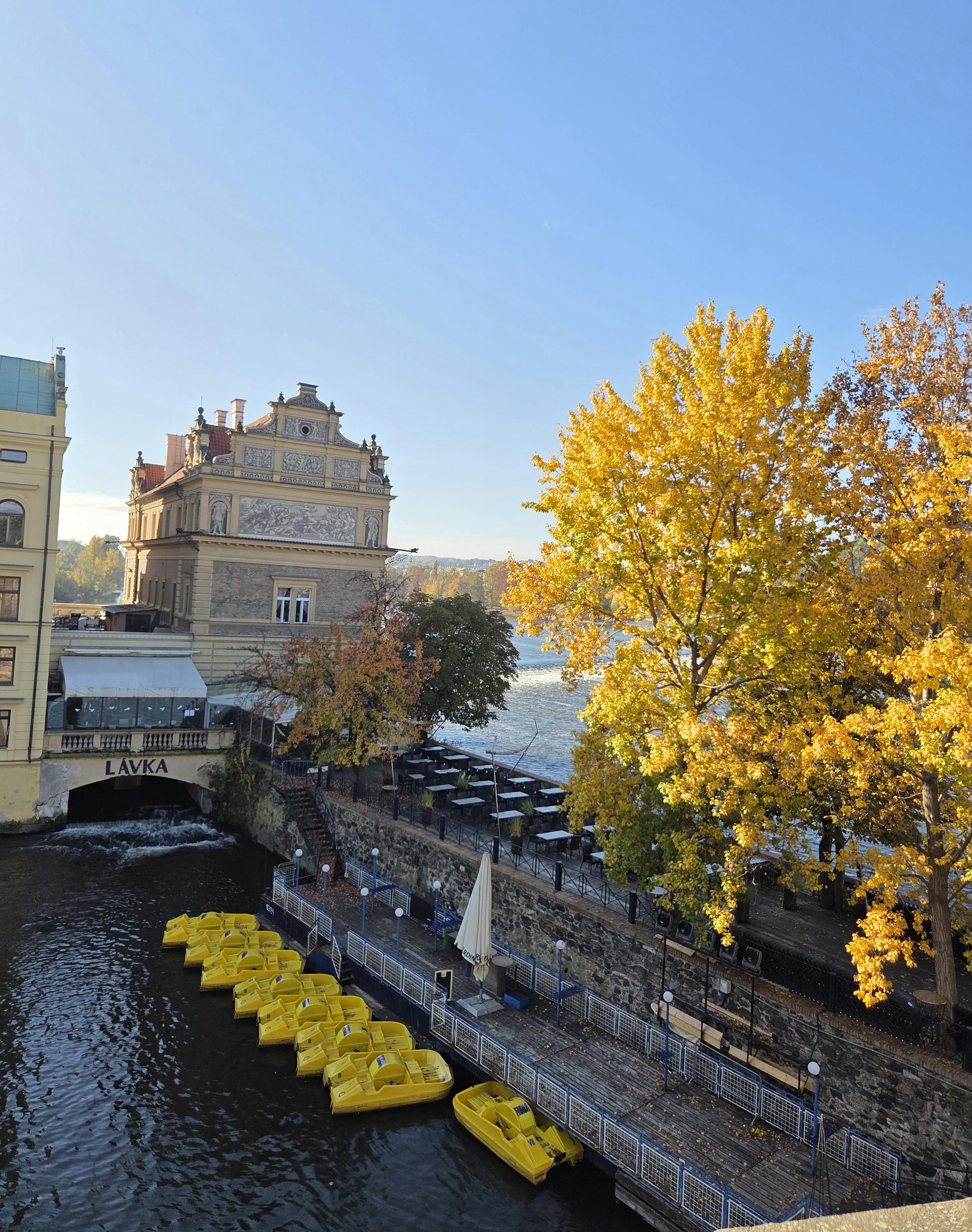 Půjčovna lodiček Novotného lávka foto 4