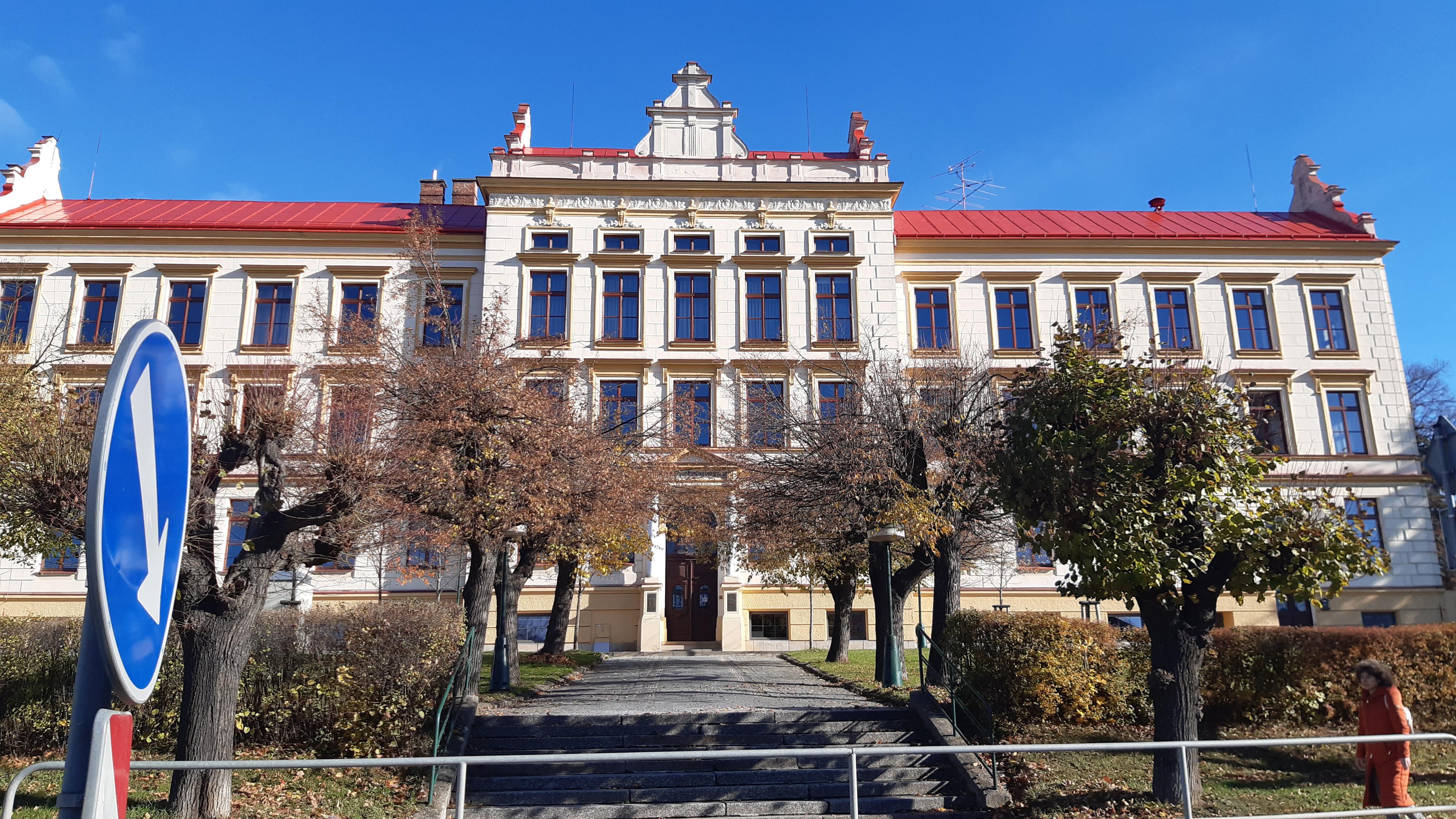 Gymnázium Velké Meziříčí foto 5