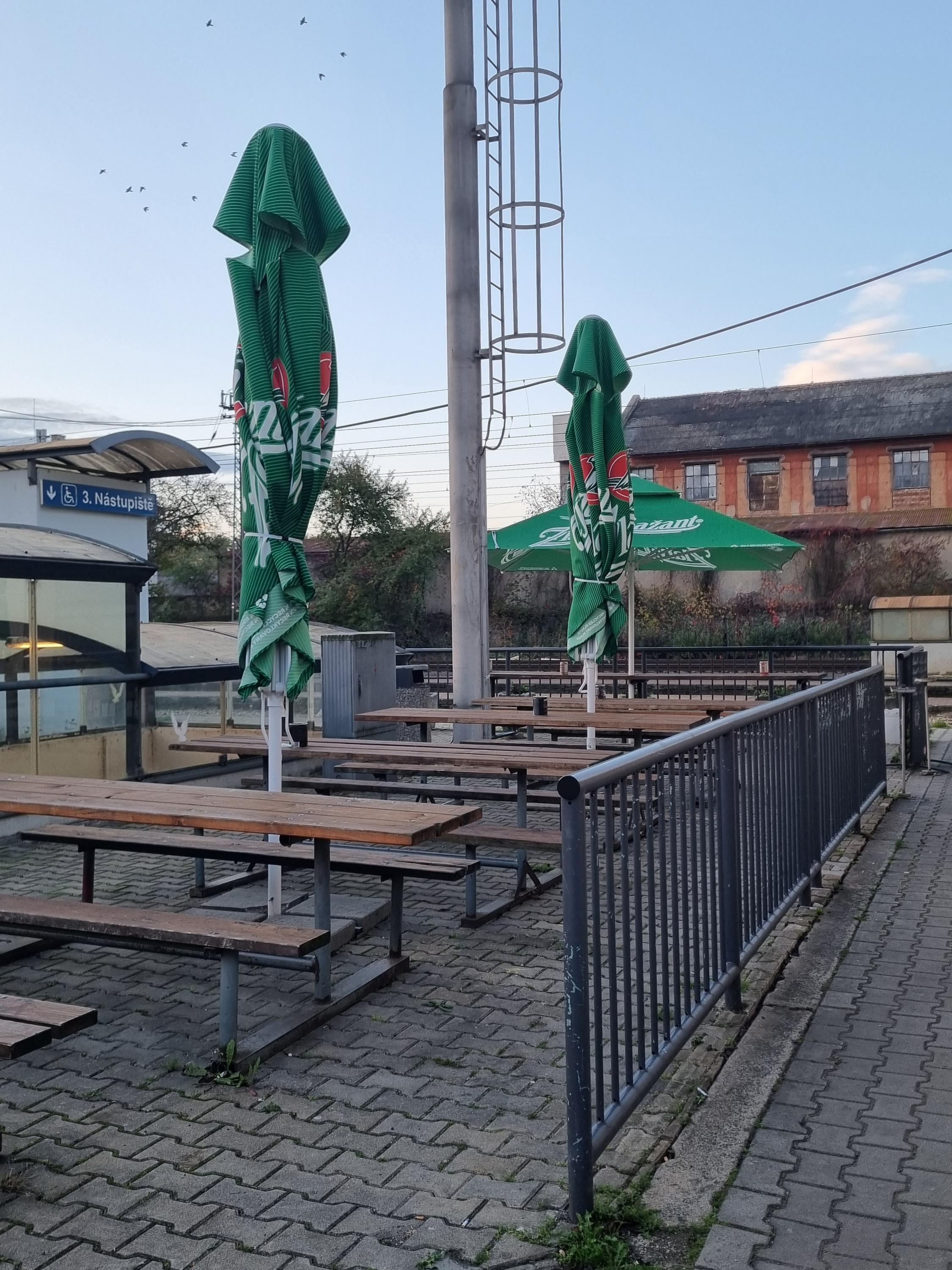 Nádražní restaurace Bohušovice nad Ohří foto 4