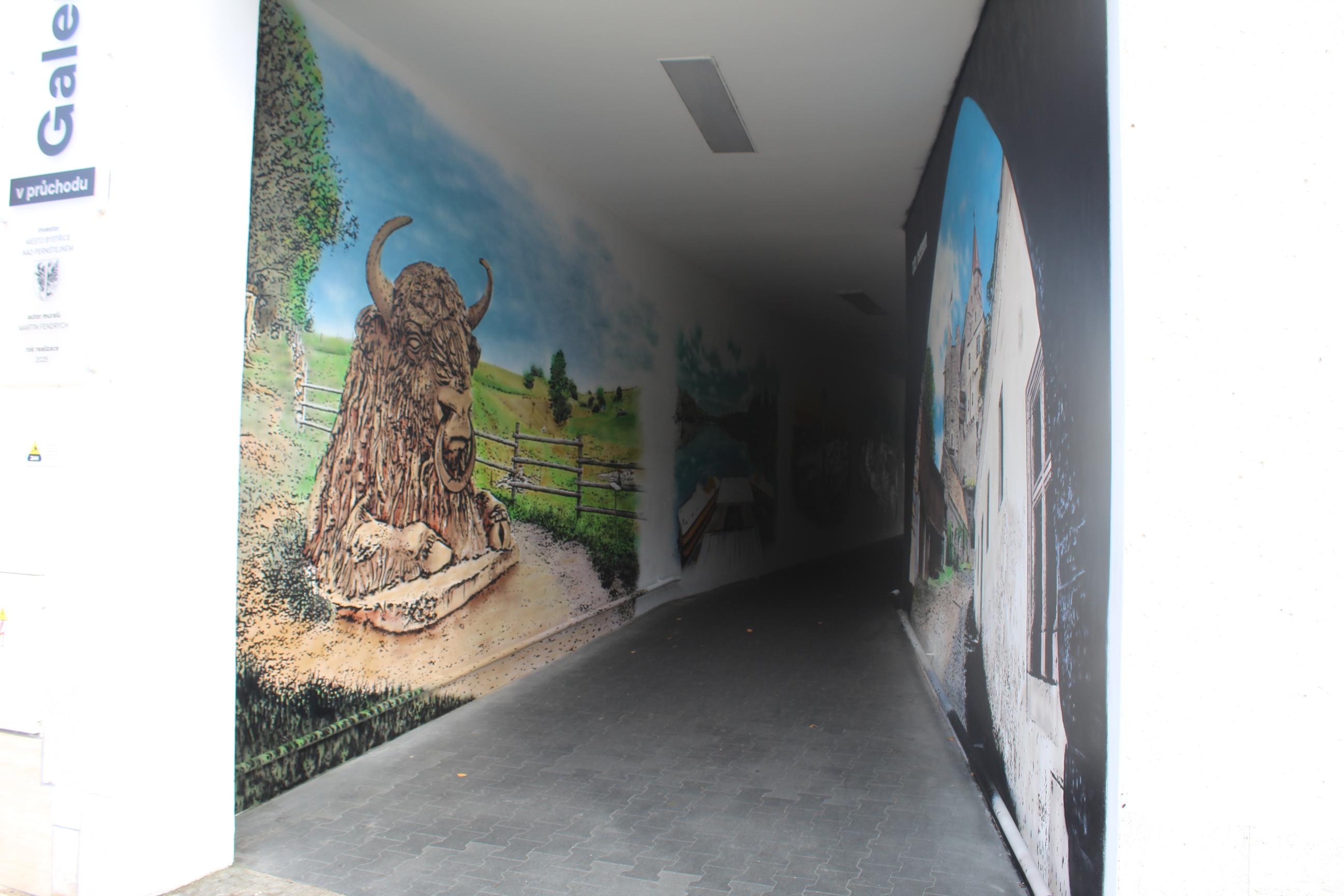 Galerie v průchodu foto 4