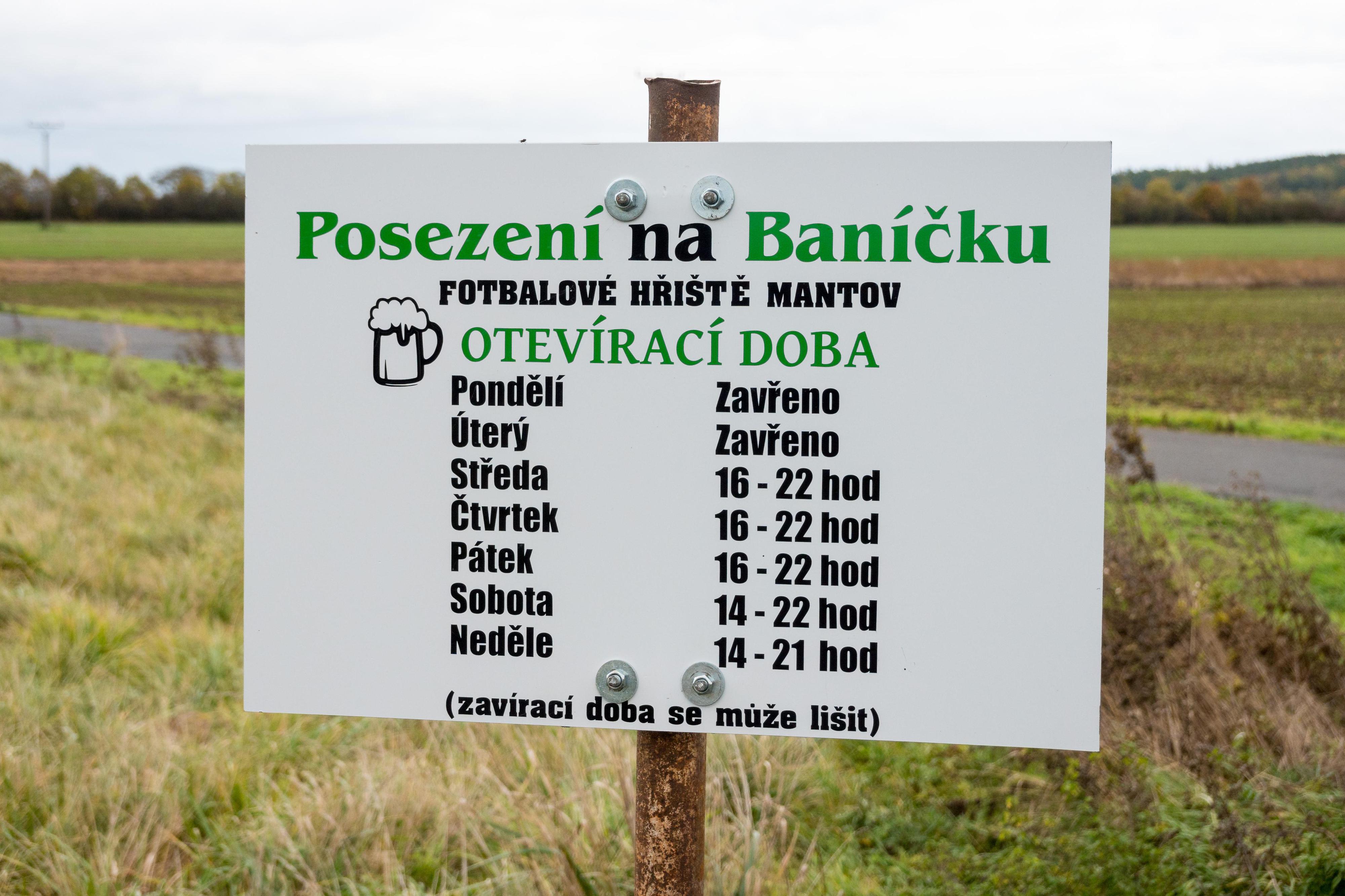 TJ Baník Mantov foto 6