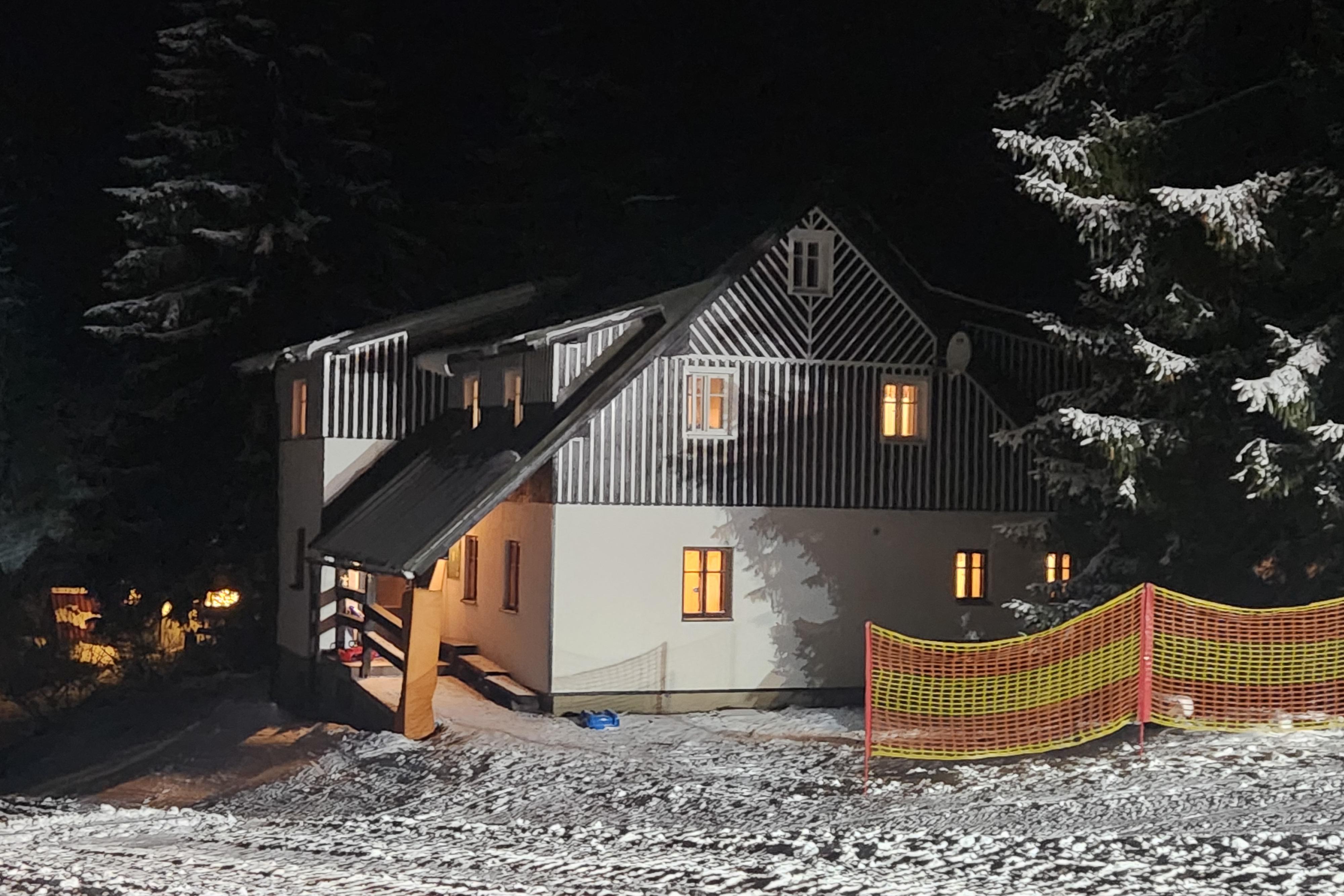 Horská chata Studánka na sjezdovce