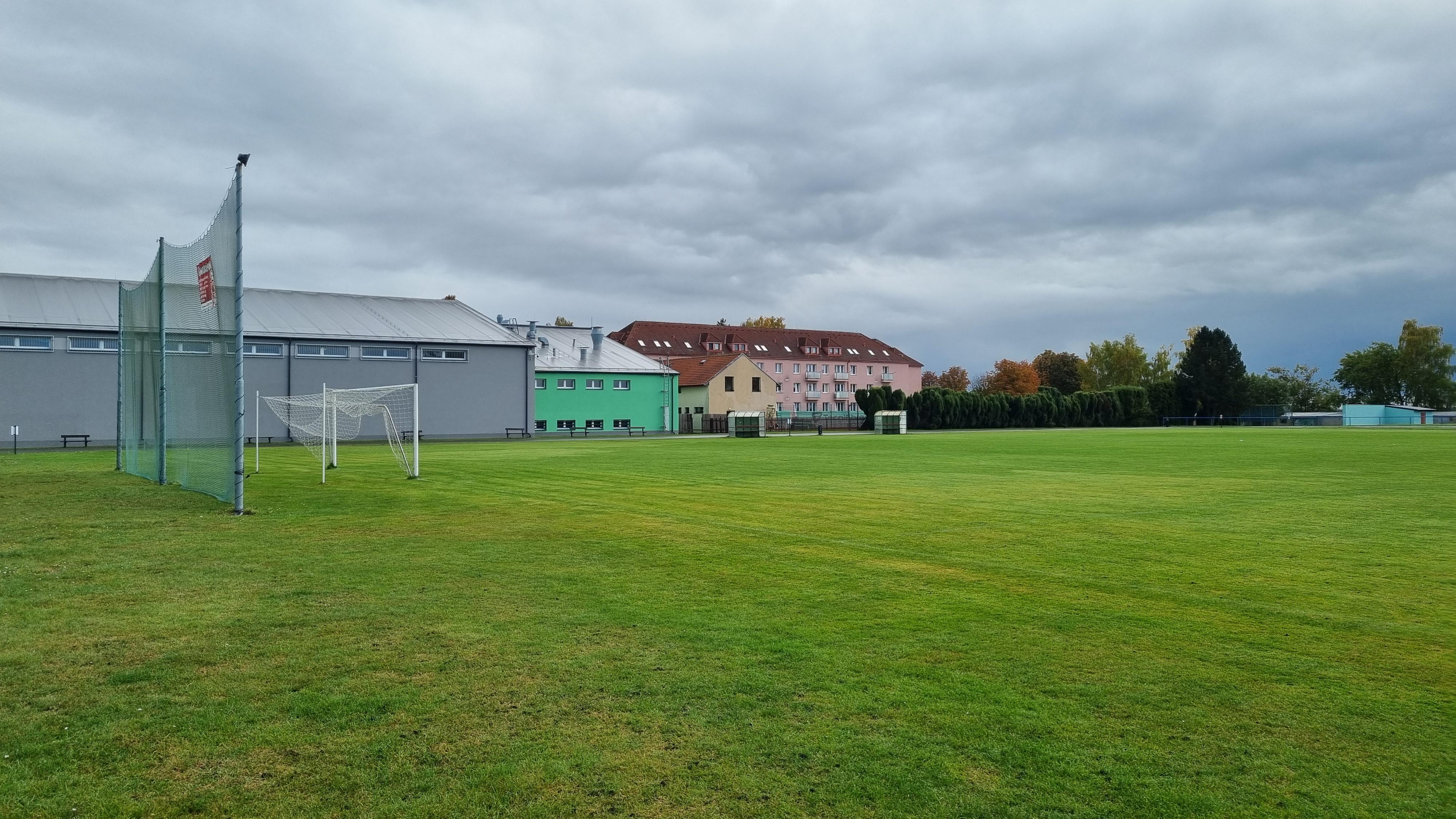Venkovní hřiště - Sportovní areály města Stochova