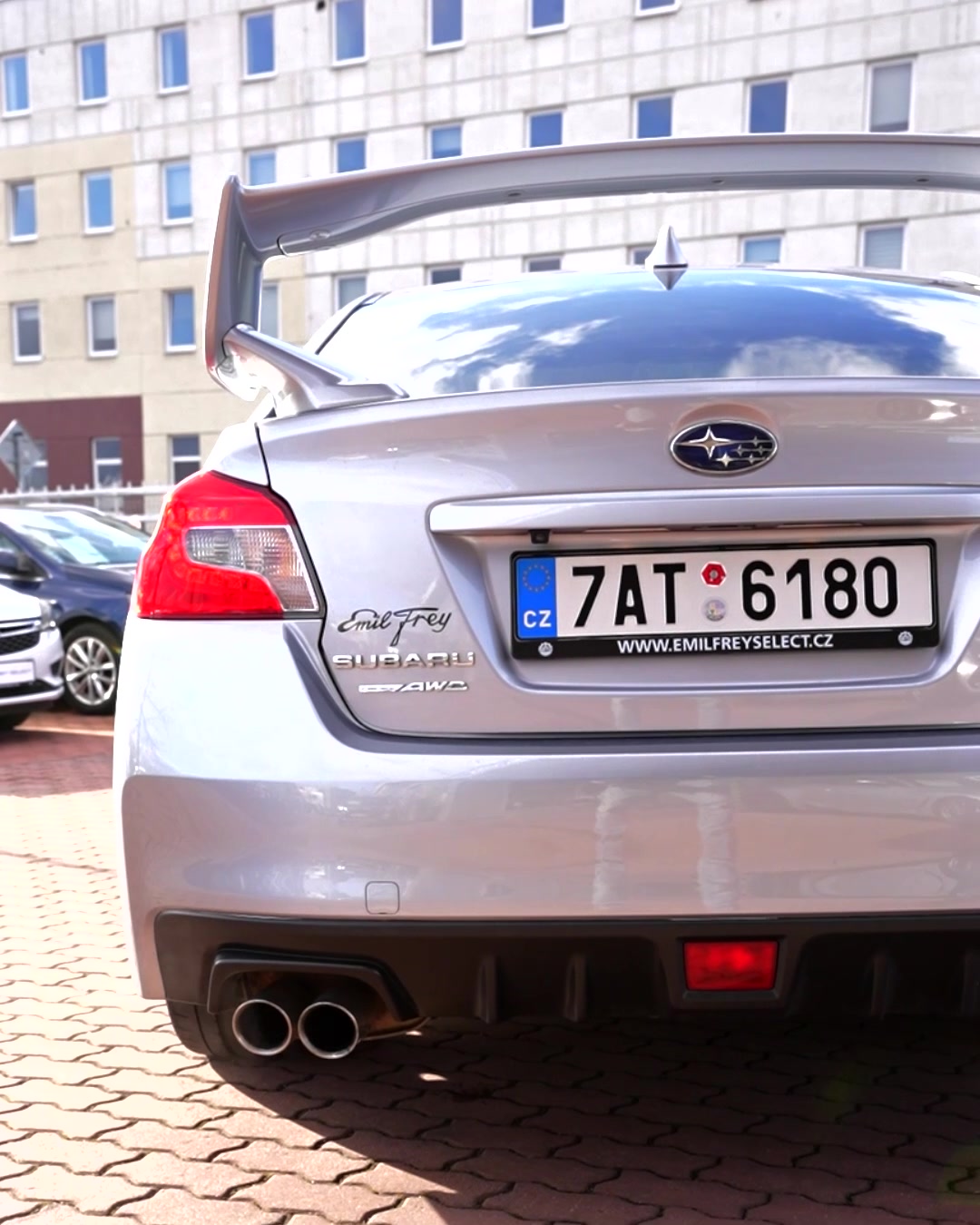 Emil Frey - ojeté vozy - Pekařská foto 2 (náhled videa)