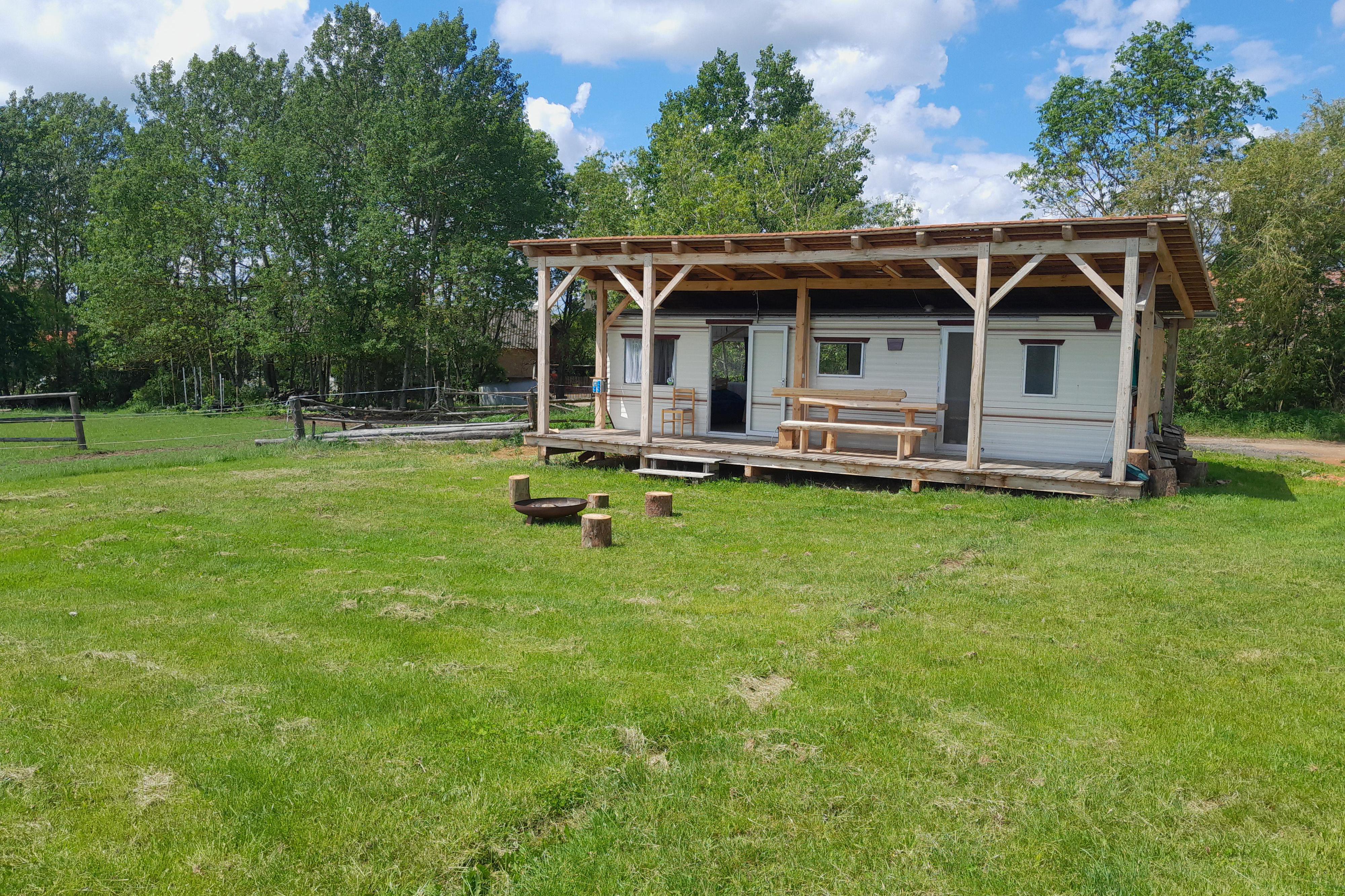 Mobilheim na louce Farma Simandl