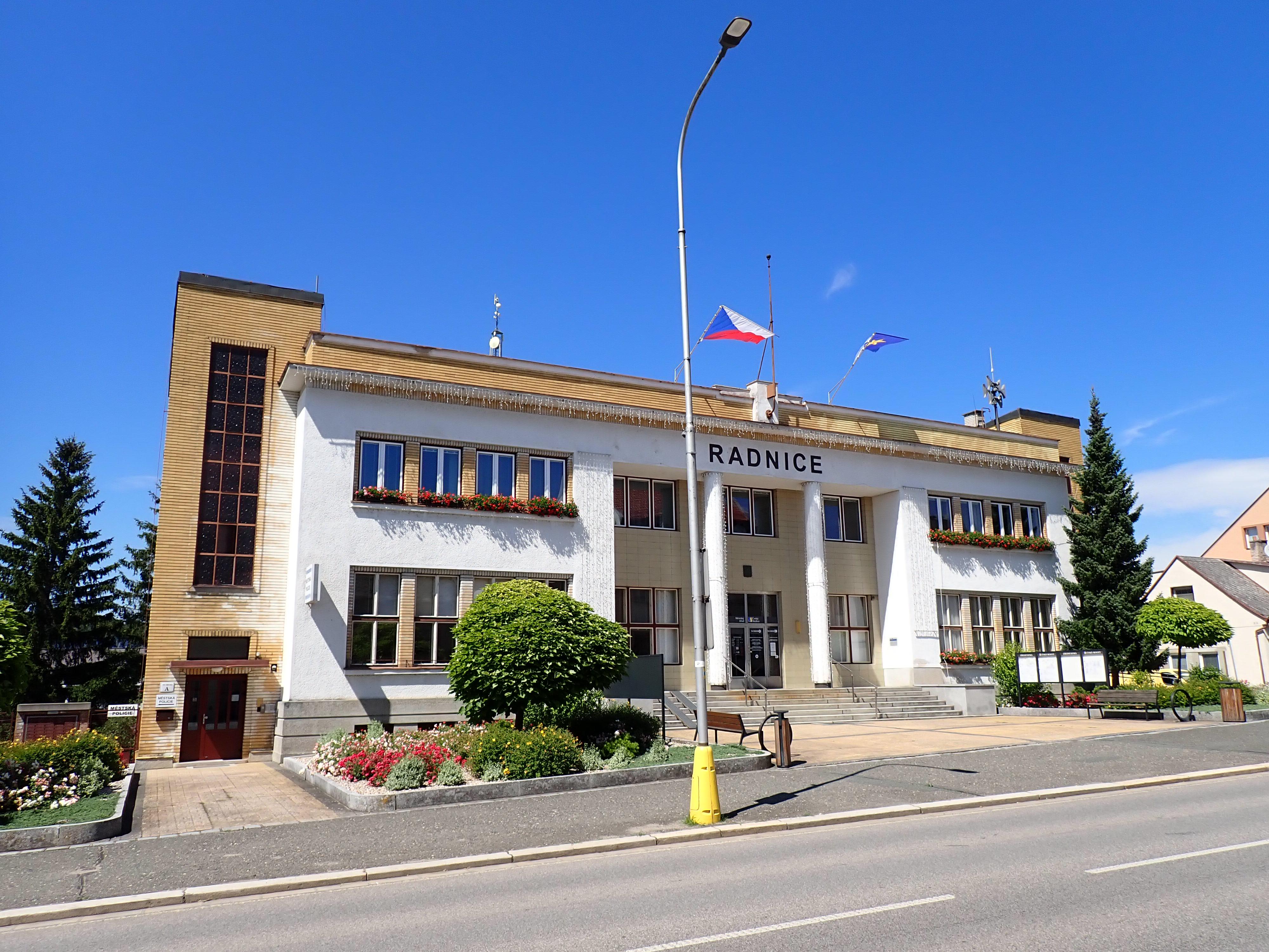 Česká Skalice - městský úřad foto 6