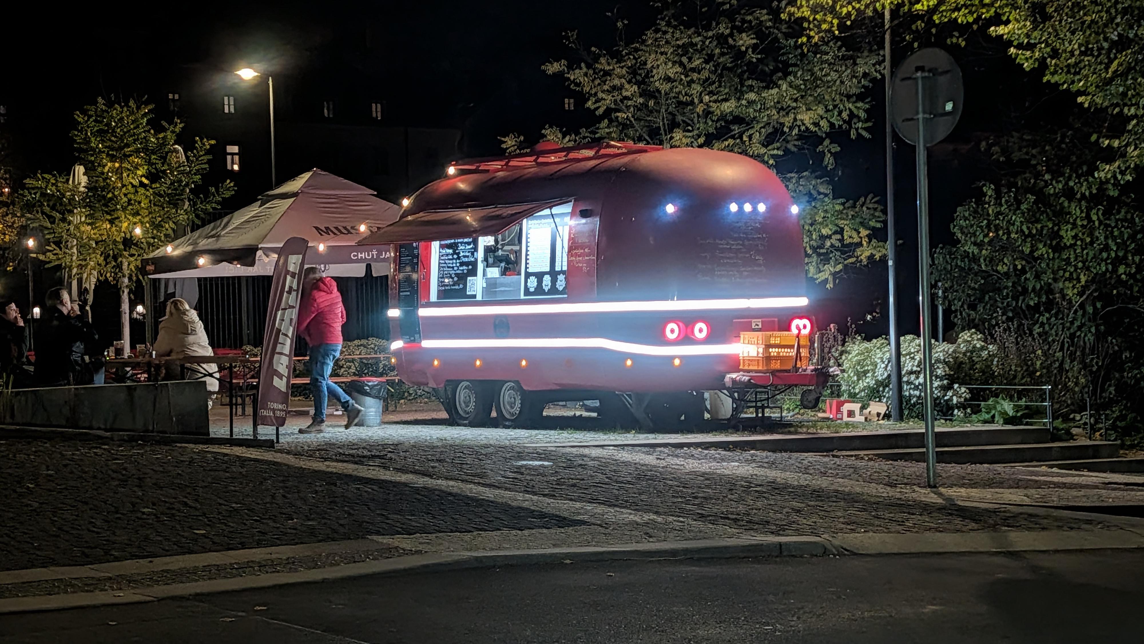 Rychlé občerstvení Žižkovo náměstí foto 6