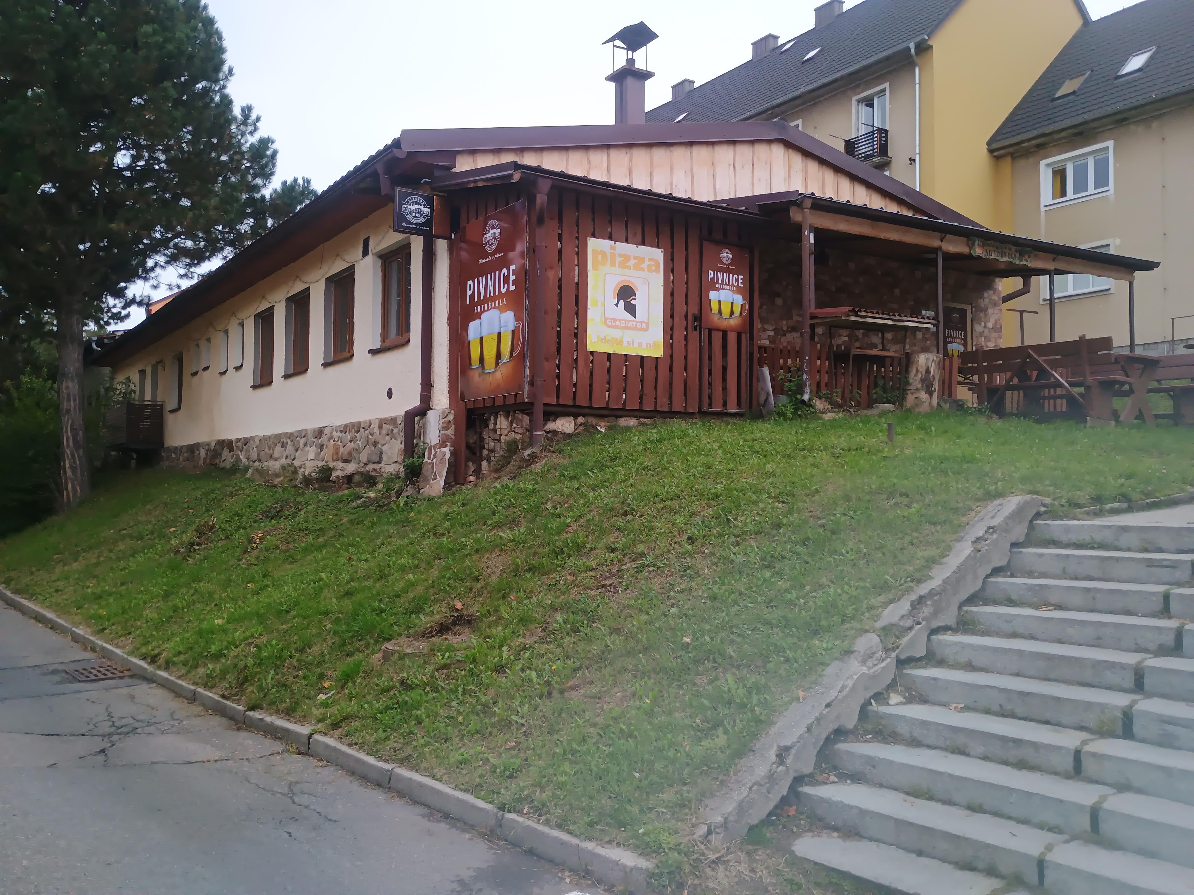 Hospoda Palackého 11