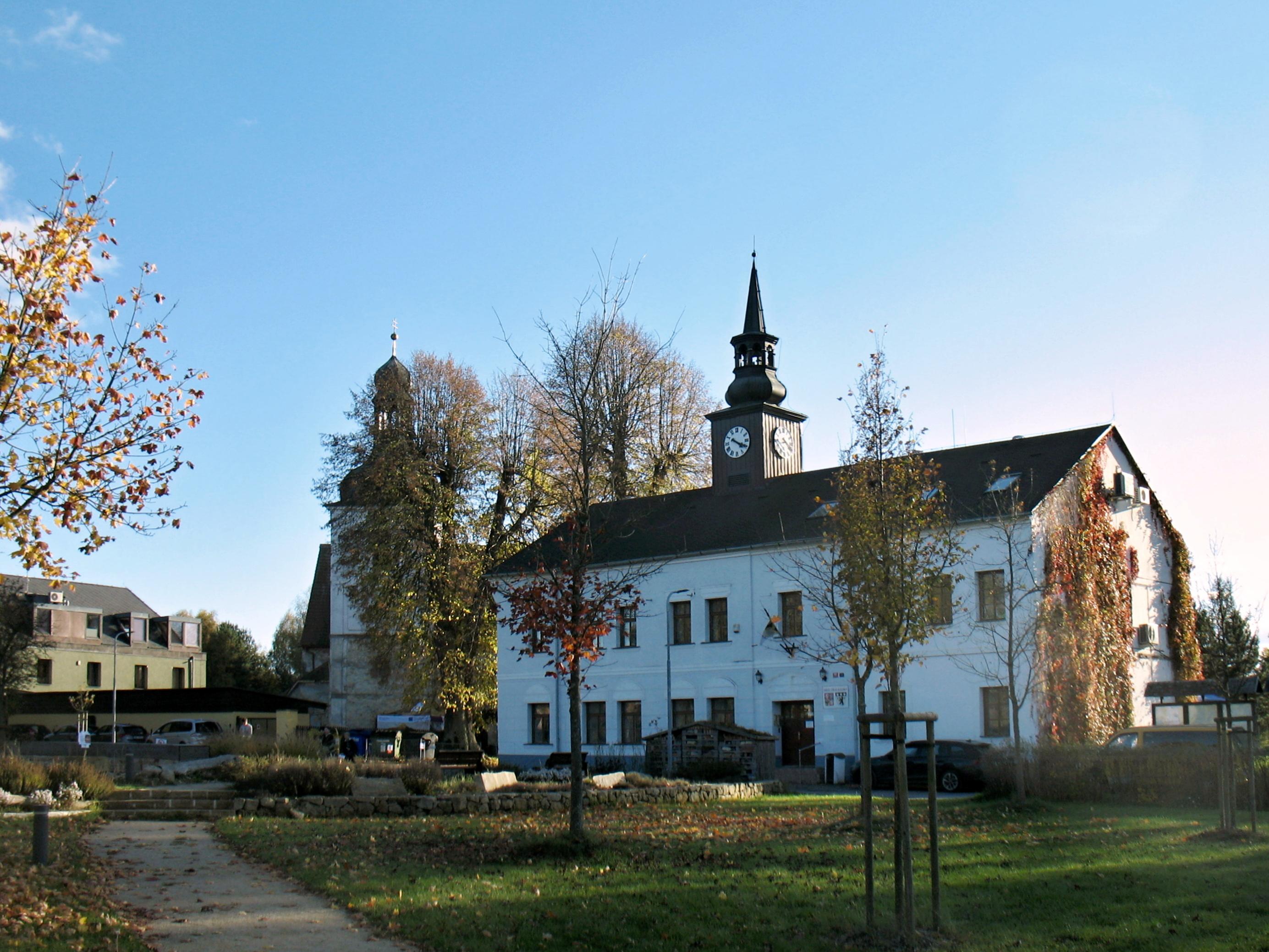Ralsko - městský úřad foto 6